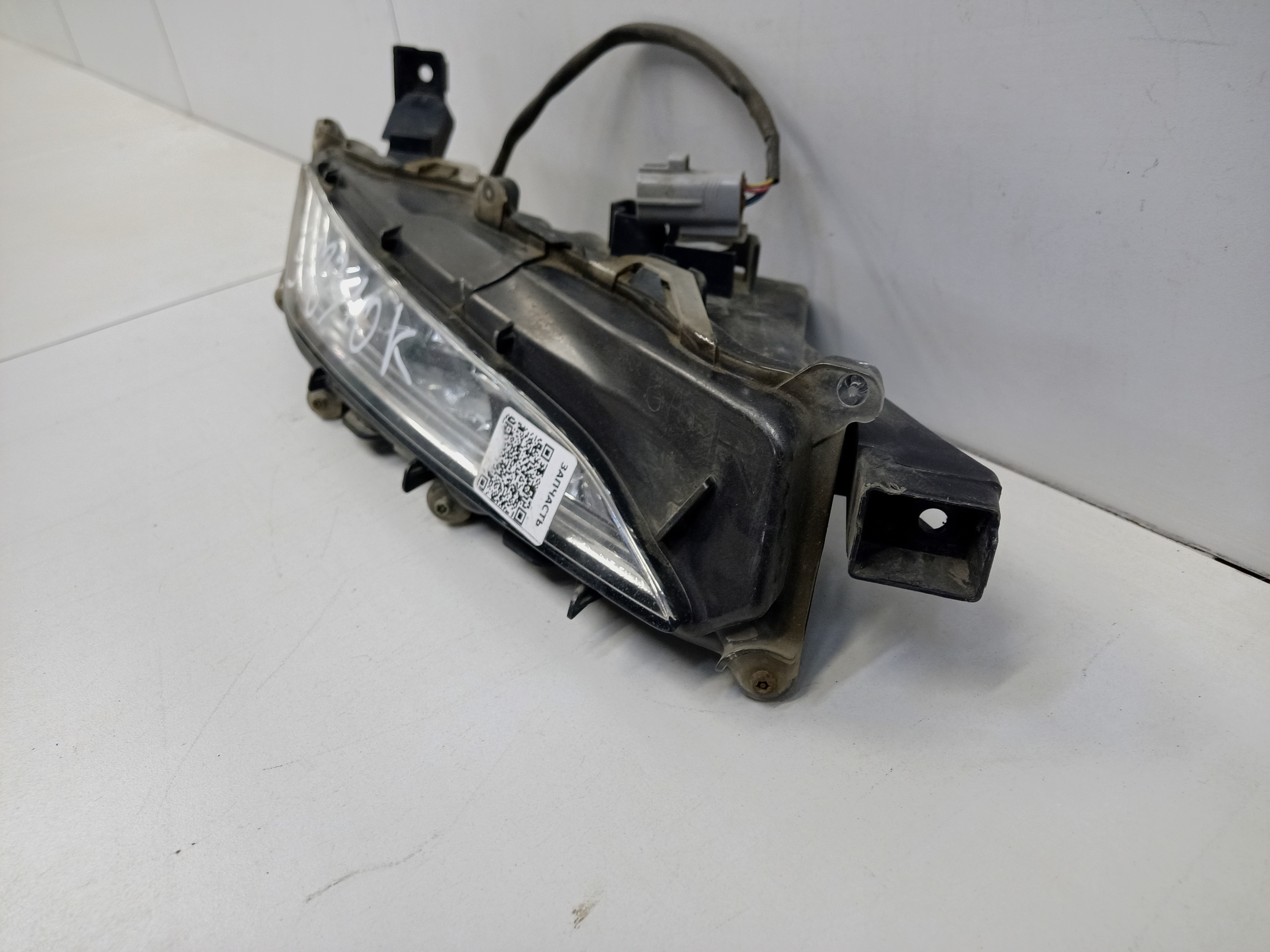 Фара ПТФ передняя правая Lexus RX 4 Restail LED