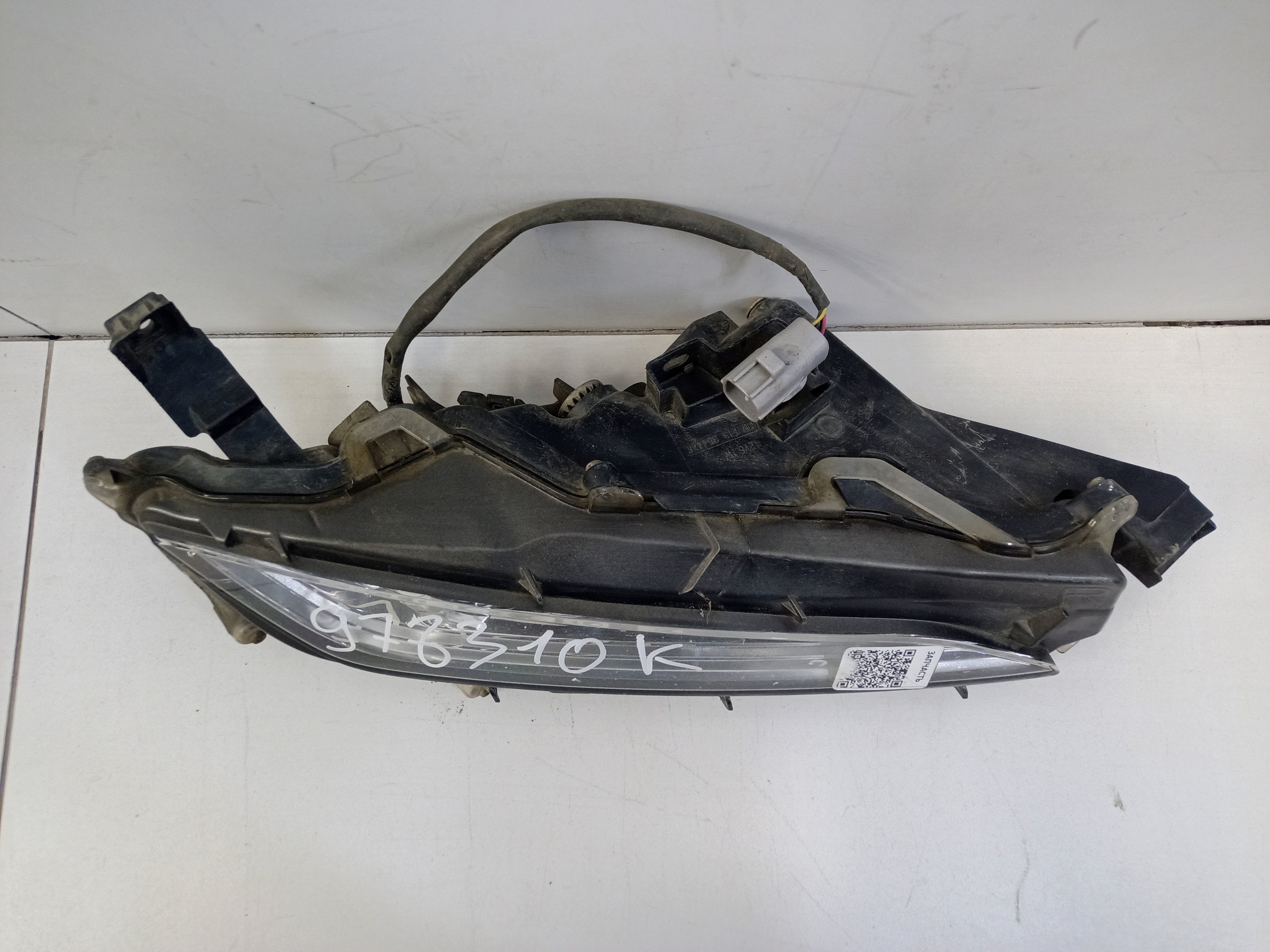 Фара ПТФ передняя правая Lexus RX 4 Restail LED