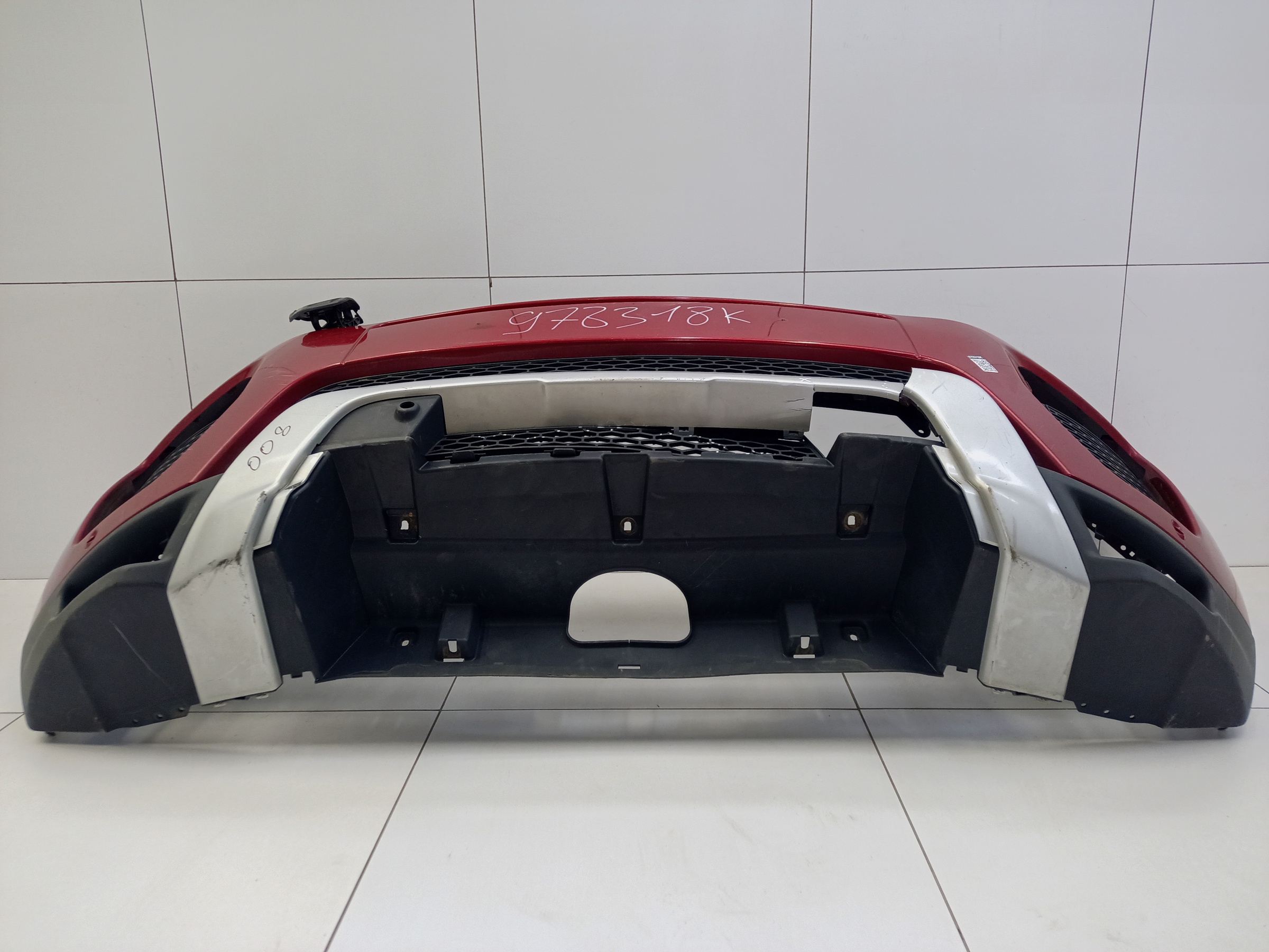 Бампер передний Land Rover Range Rover Evoque 1 Restail под омыватели и парктроник