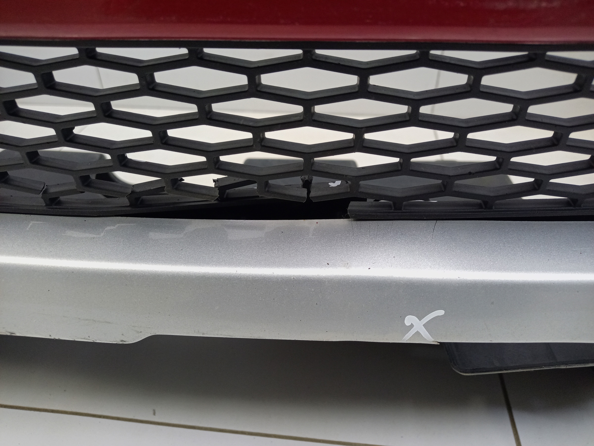 Бампер передний Land Rover Range Rover Evoque 1 Restail под омыватели и парктроник