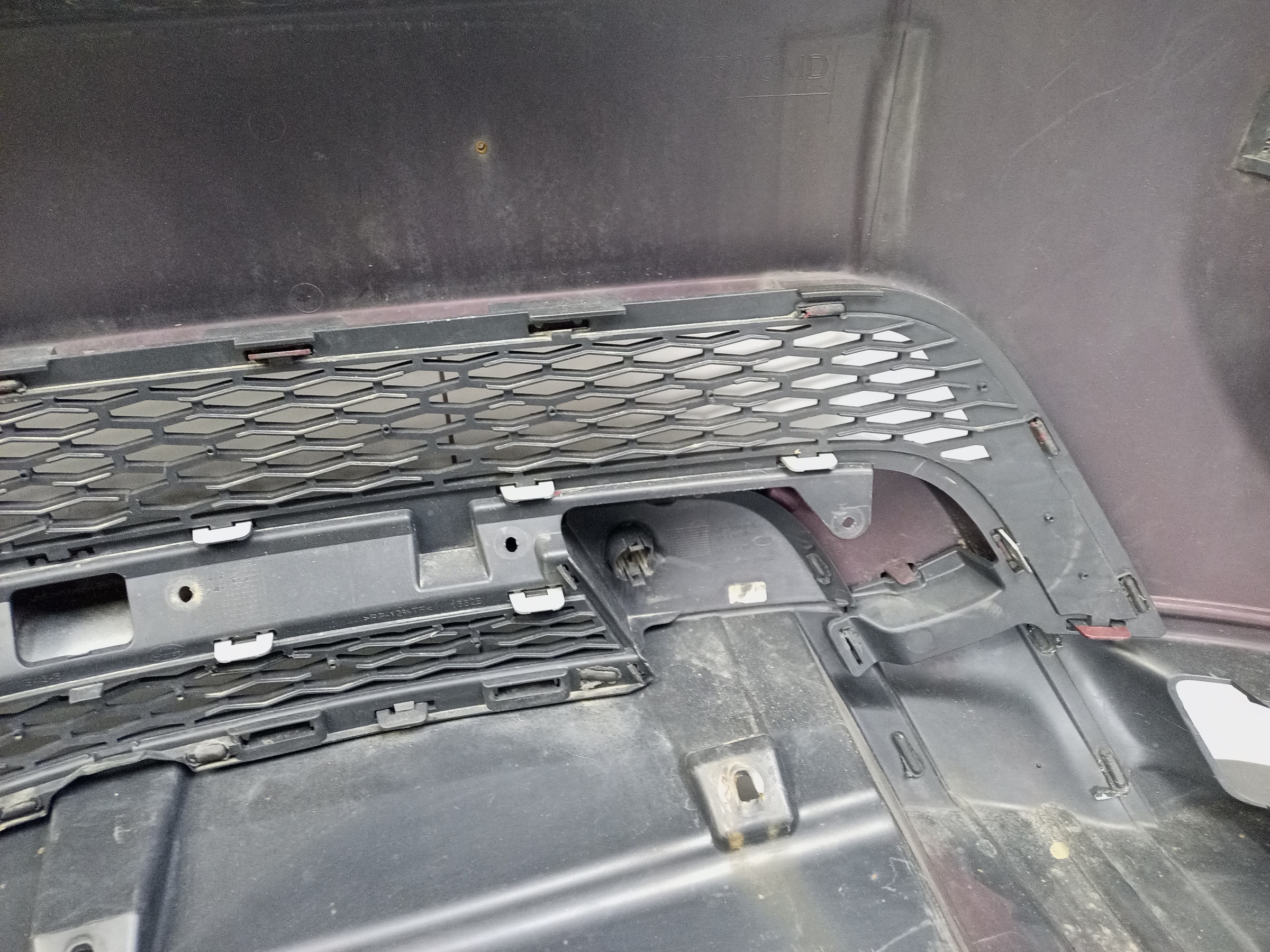 Бампер передний Land Rover Range Rover Evoque 1 Restail под омыватели и парктроник