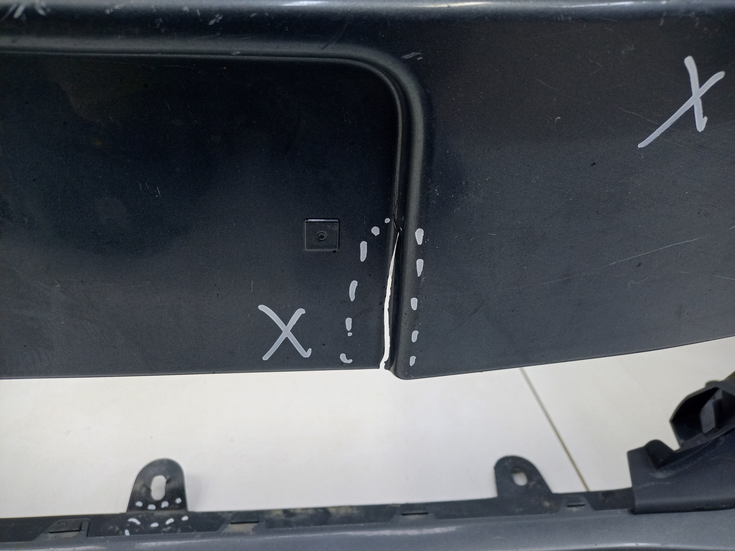 Бампер передний Peugeot Traveller