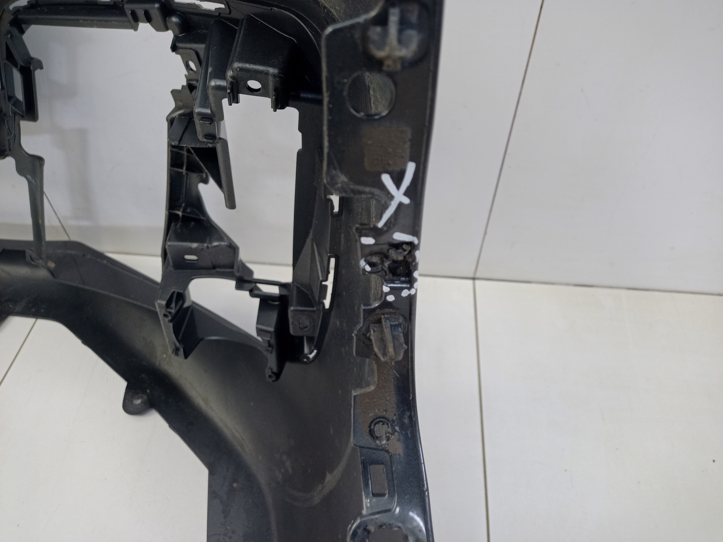 Бампер передний Peugeot Traveller