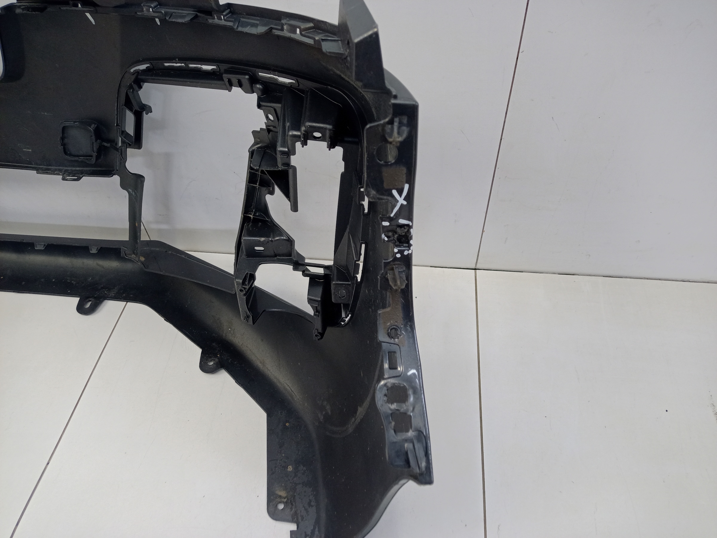 Бампер передний Peugeot Traveller