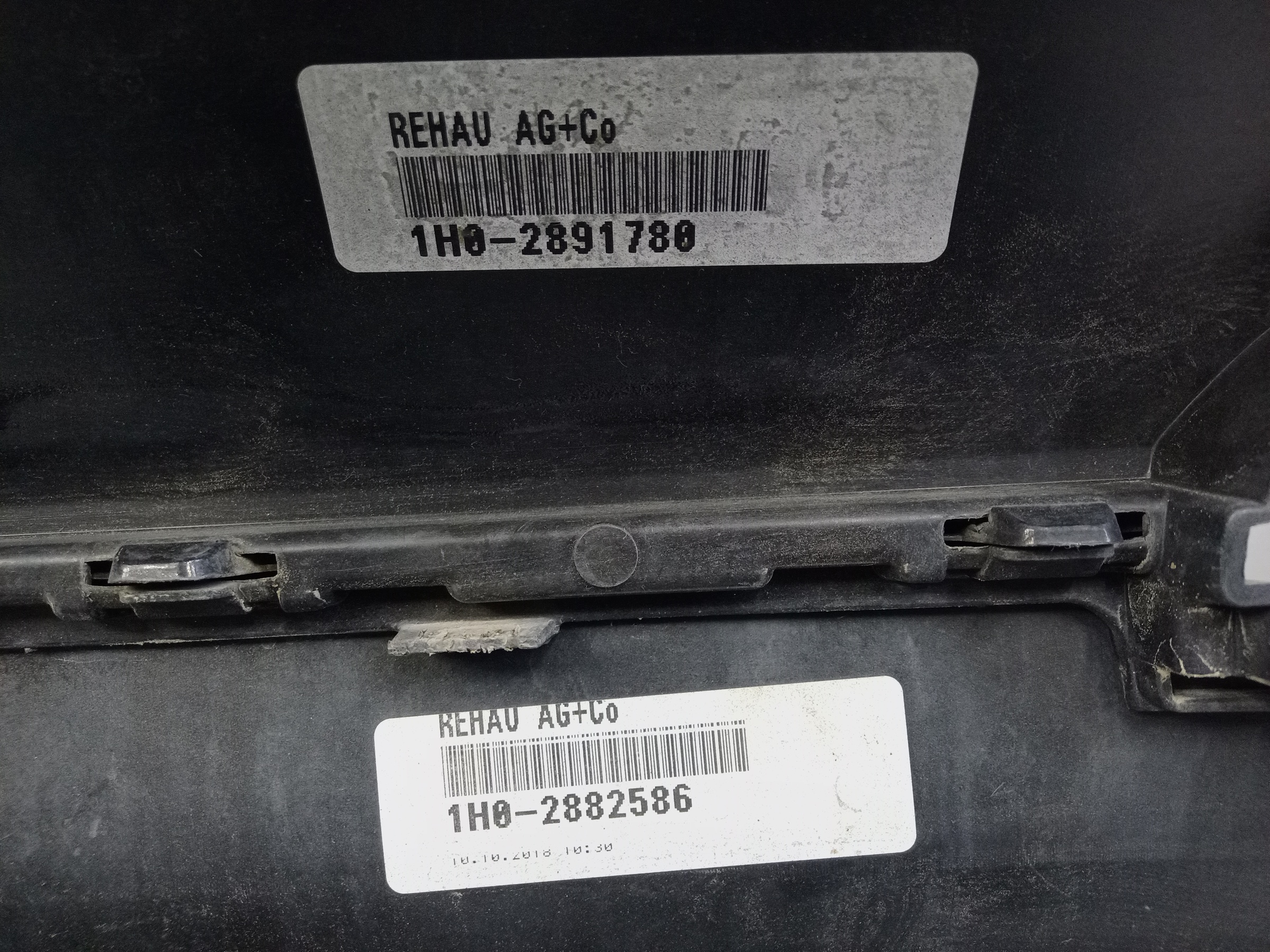 Бампер задний верхняя часть Audi Q7 2