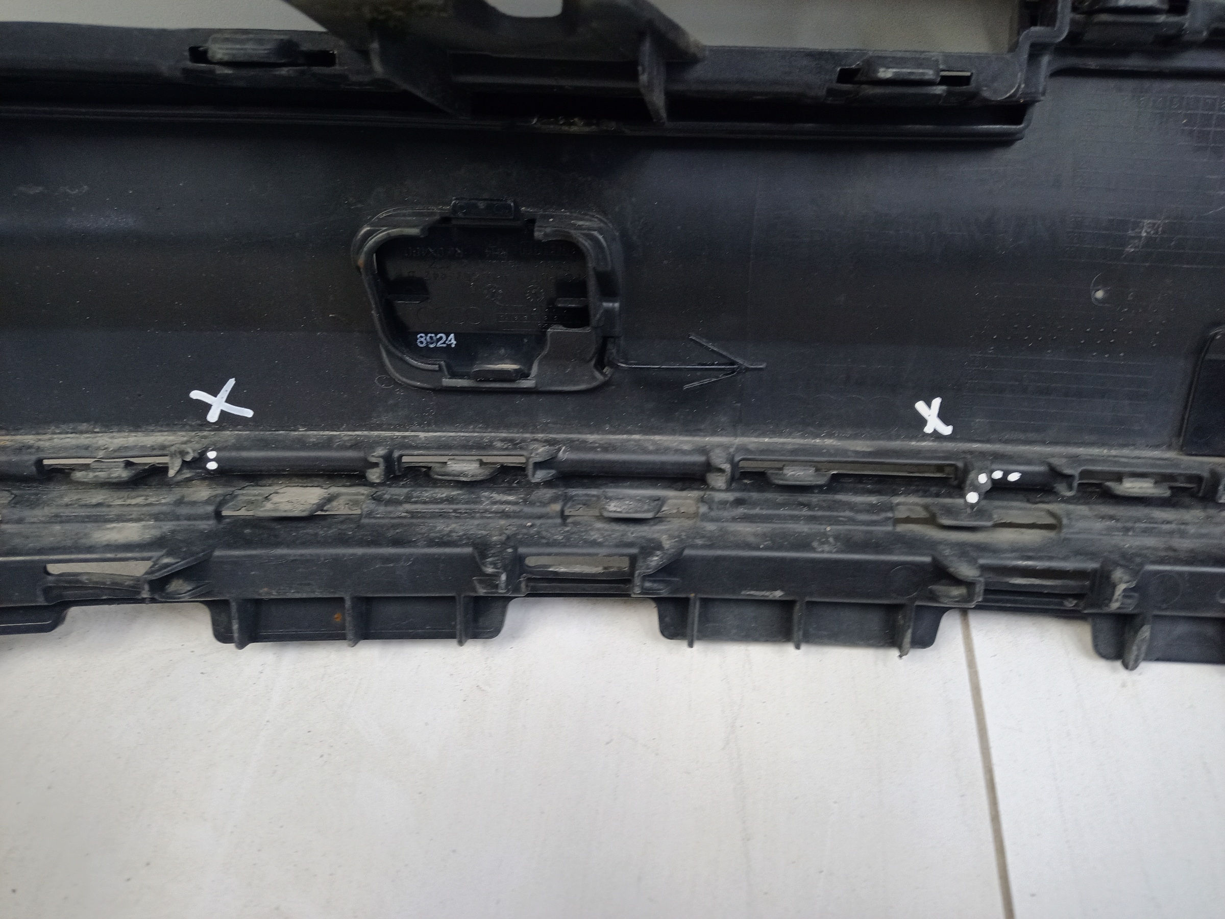 Бампер задний верхняя часть Audi Q7 2