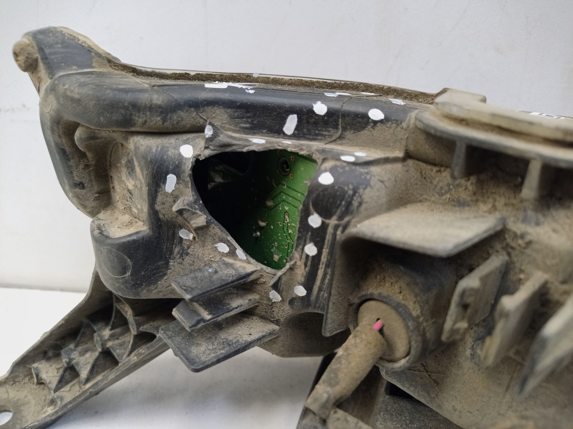 Фара ПТФ передняя левая Lexus RX 4 Restail LED