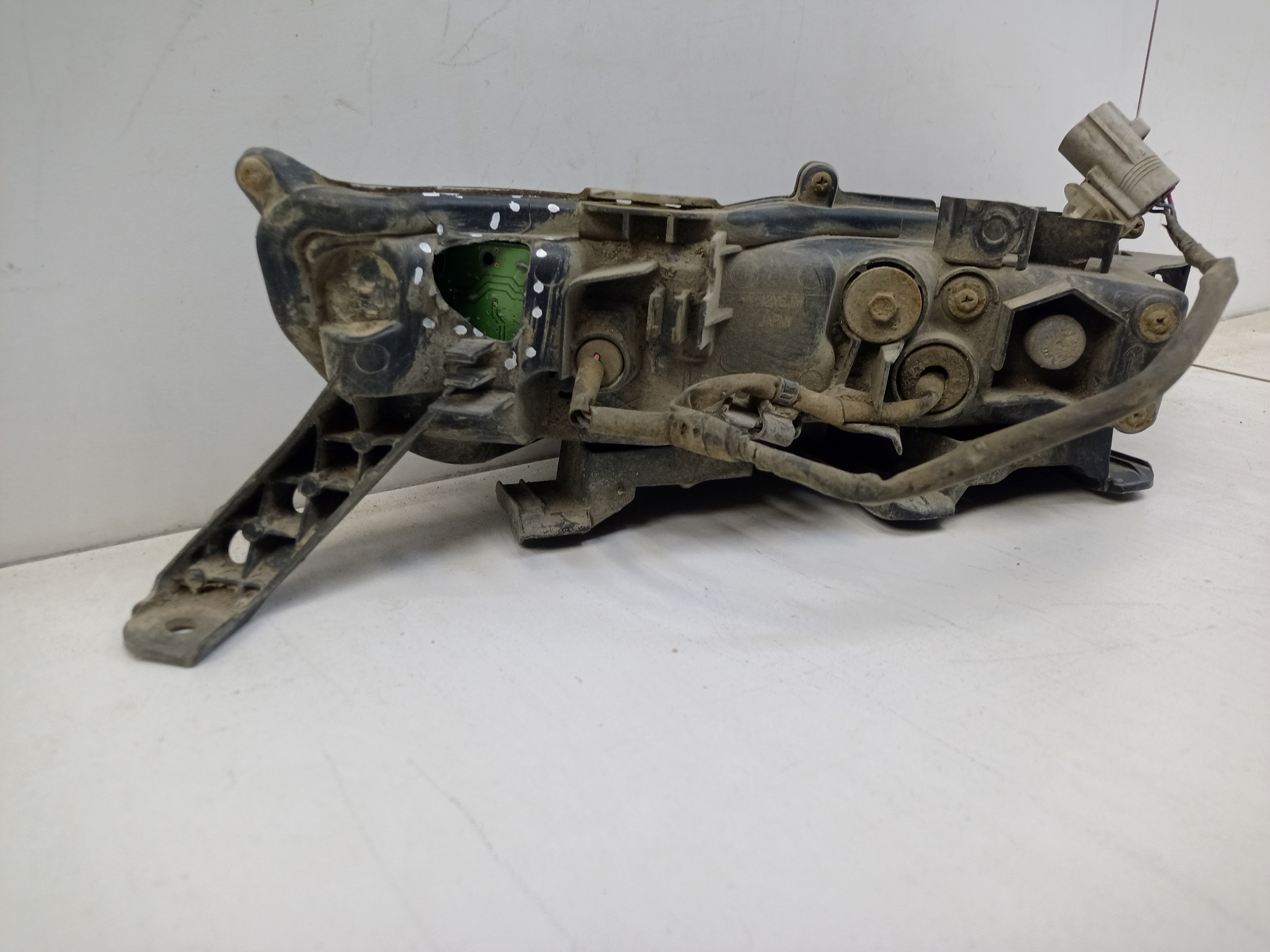 Фара ПТФ передняя левая Lexus RX 4 Restail LED