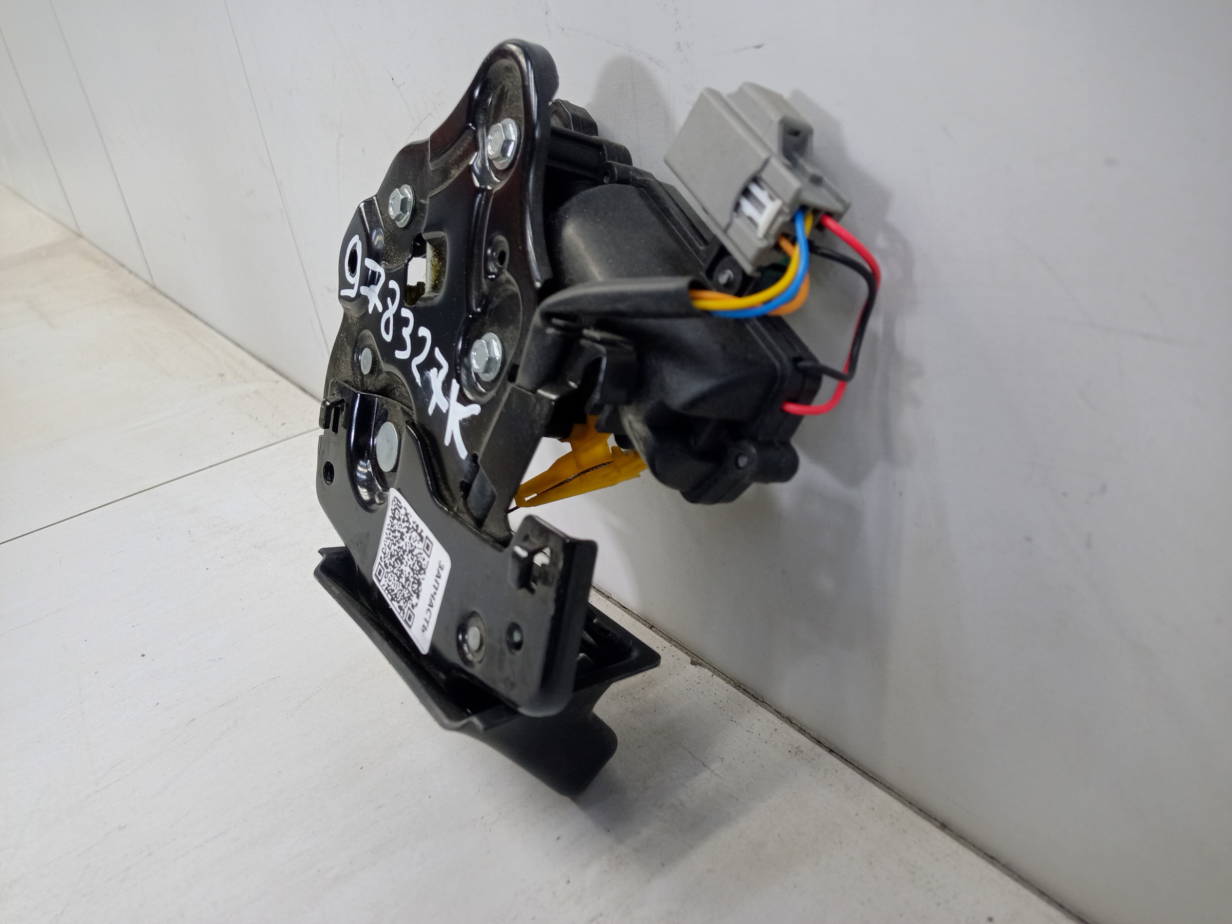 Замок крышки багажника Exeed TXL