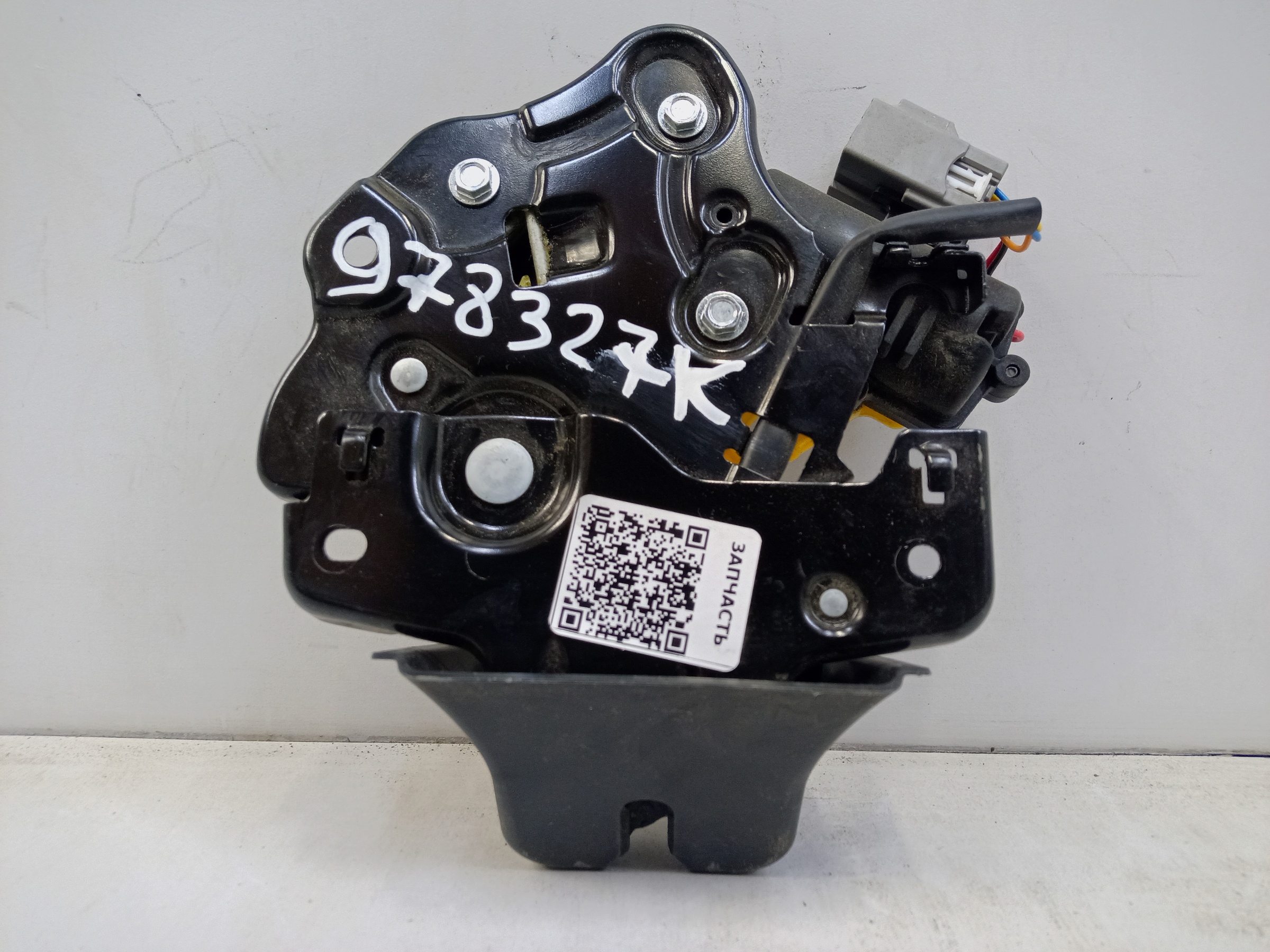 Замок крышки багажника Exeed TXL