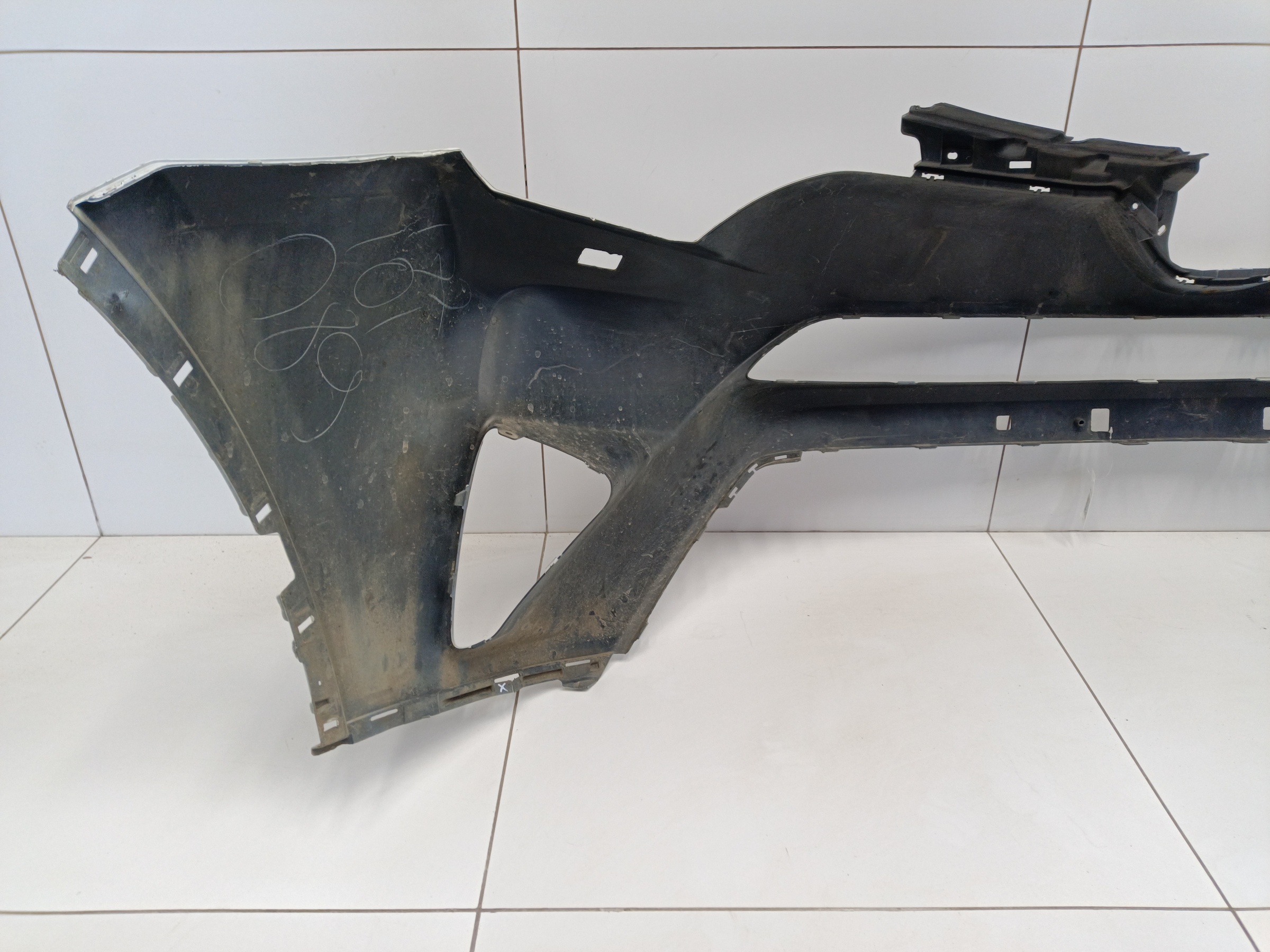 Бампер передний Toyota RAV4 CA40 Restail