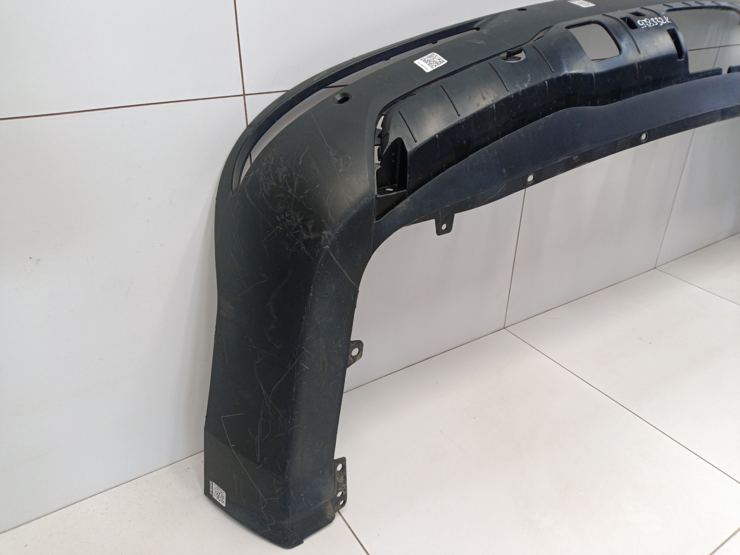 Юбка заднего бампера Kia Carnival 4