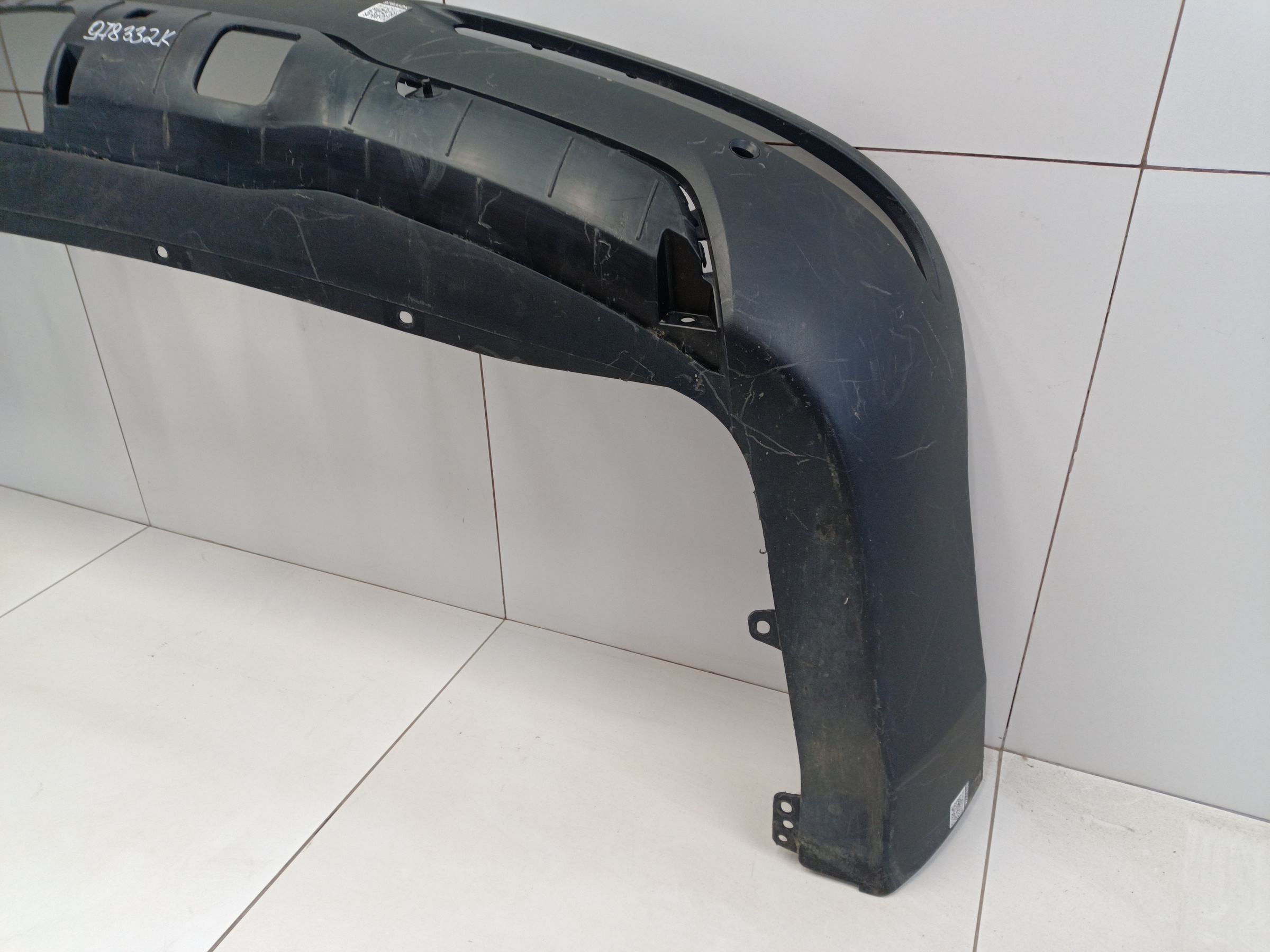 Юбка заднего бампера Kia Carnival 4