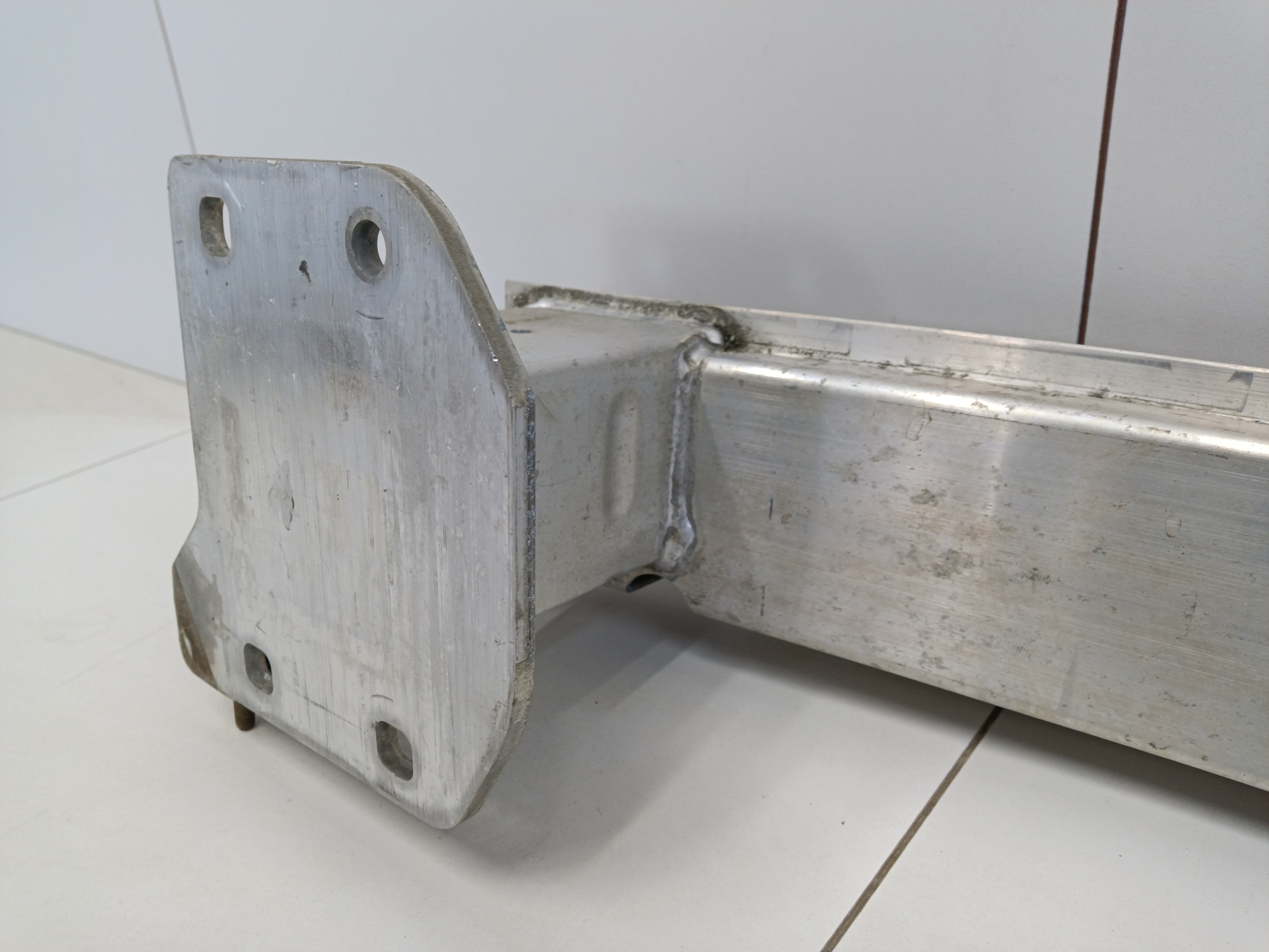 Усилитель заднего бампера BMW X7 G07