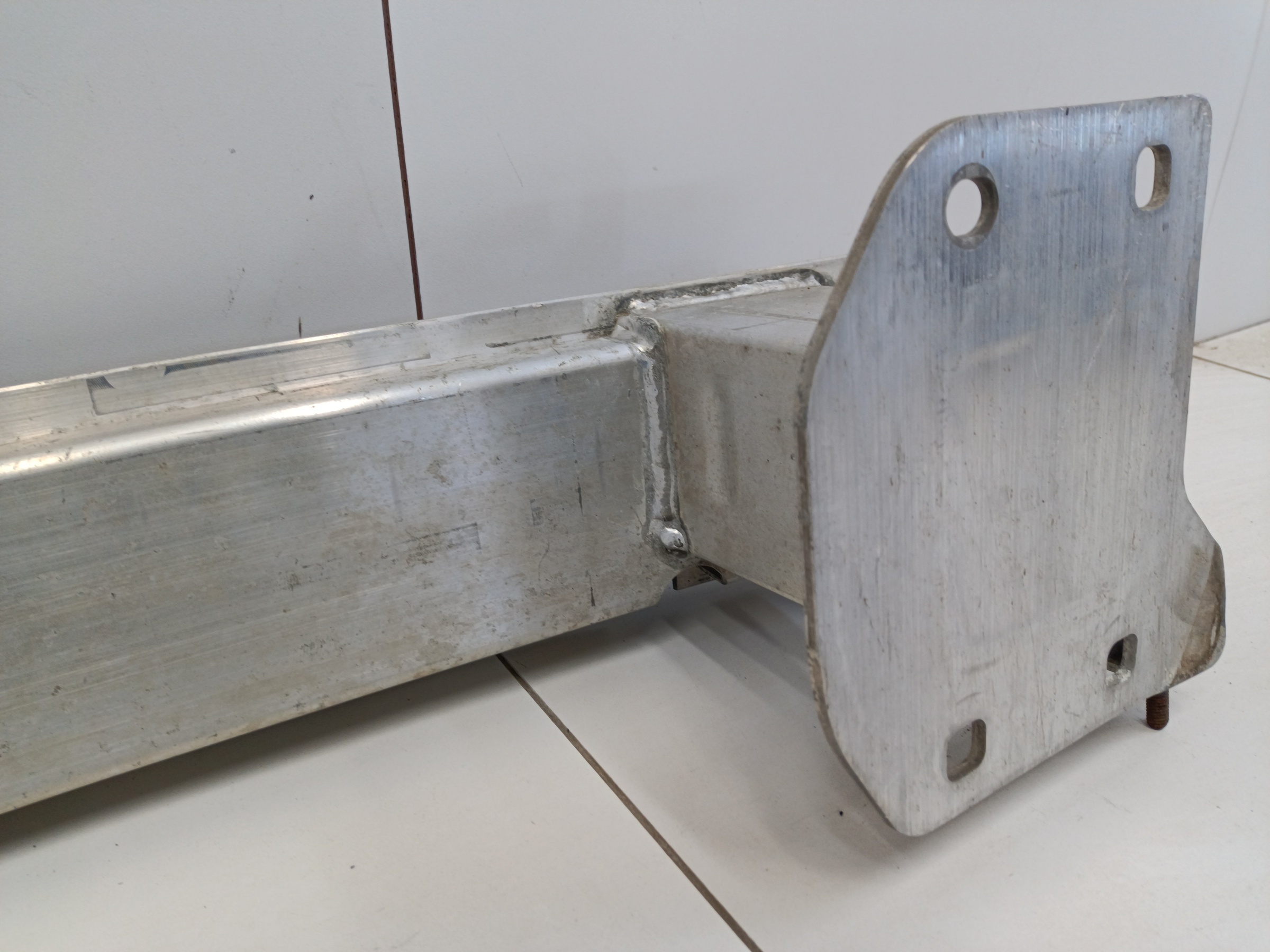 Усилитель заднего бампера BMW X7 G07