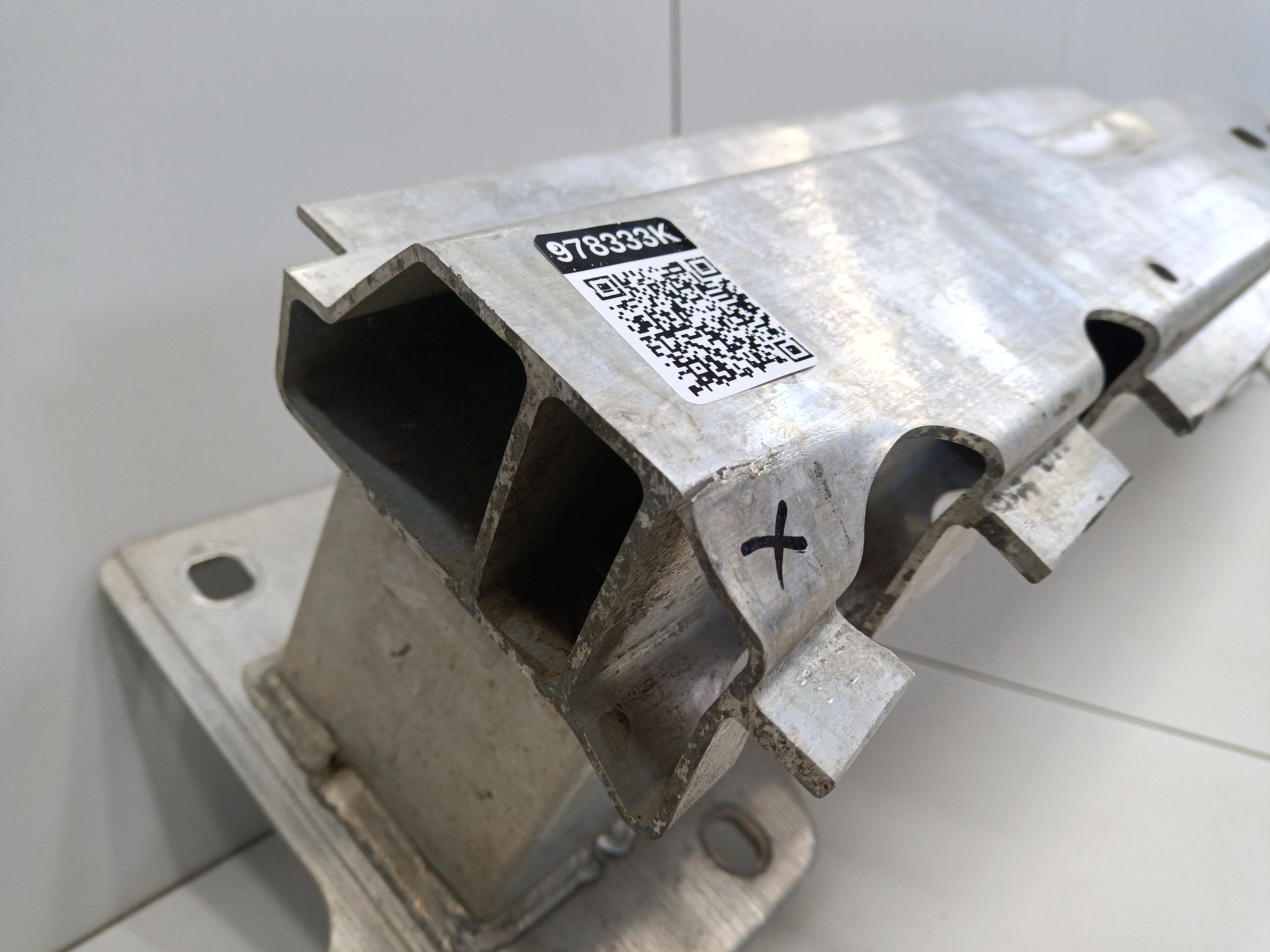 Усилитель заднего бампера BMW X7 G07