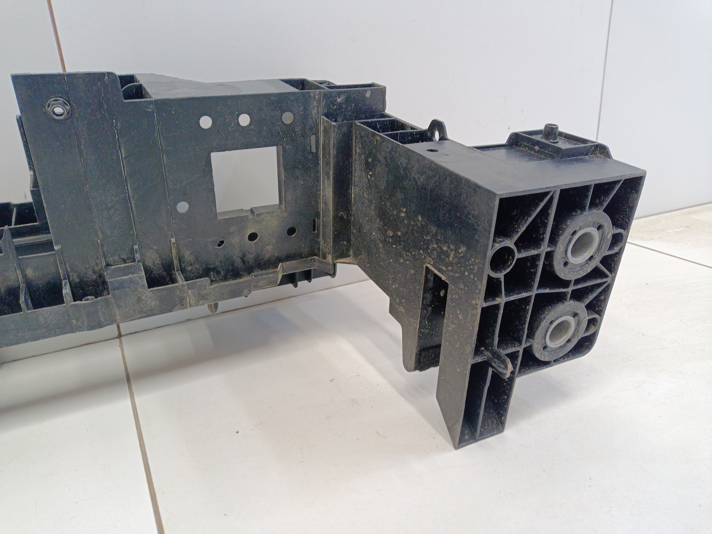 Панель передняя Geely Monjaro