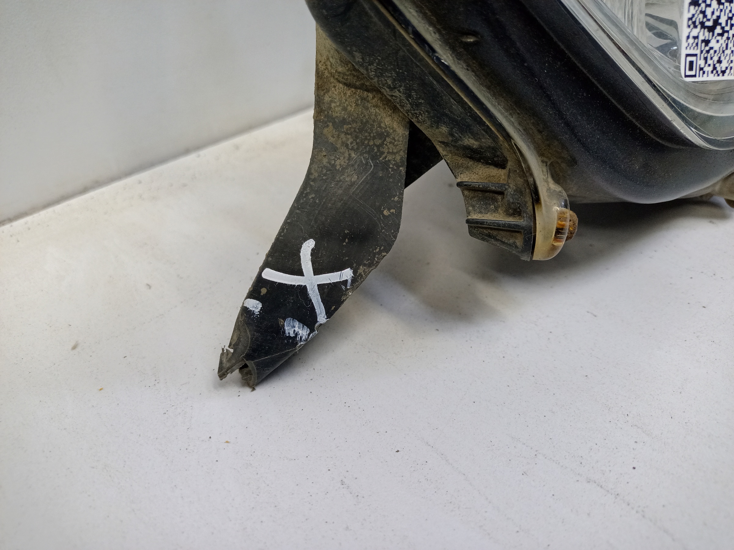 Фара ПТФ передняя правая Lexus RX 4 Restail LED