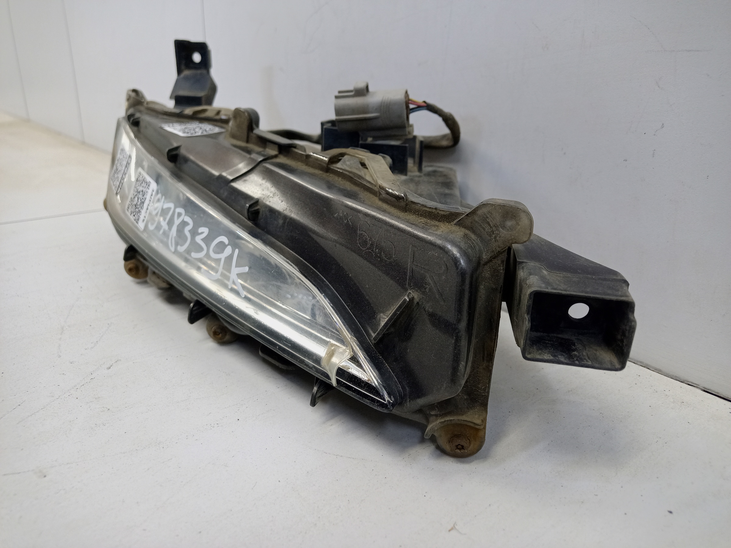 Фара ПТФ передняя правая Lexus RX 4 Restail LED