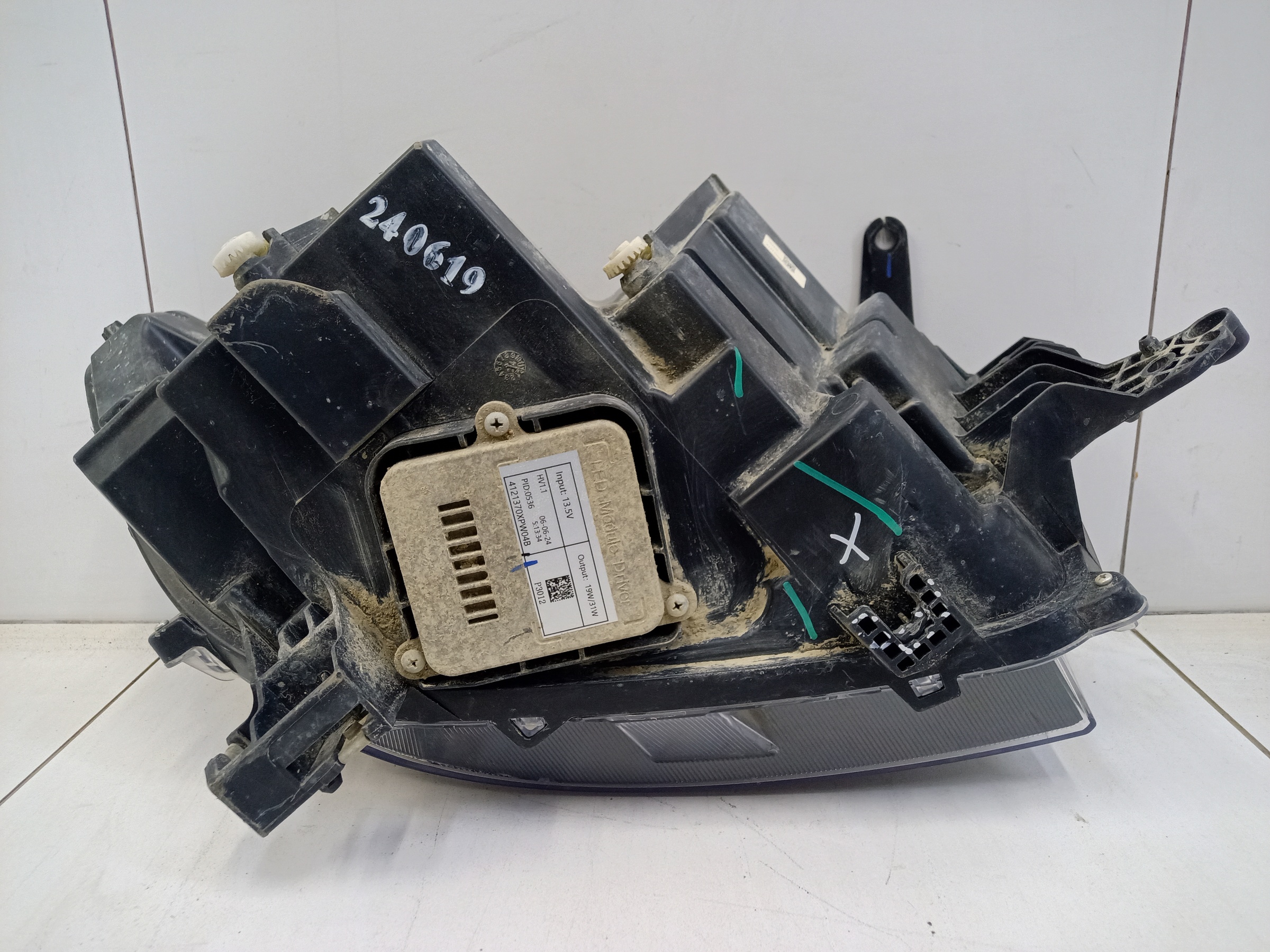 Фара передняя левая Great Wall Poer LED