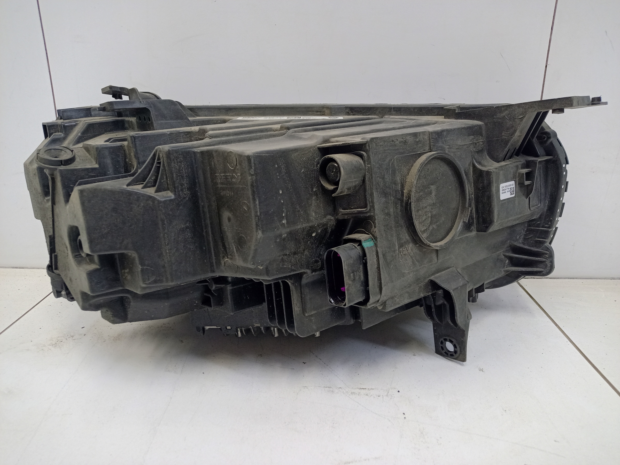 Фара передняя левая Geely Monjaro LED