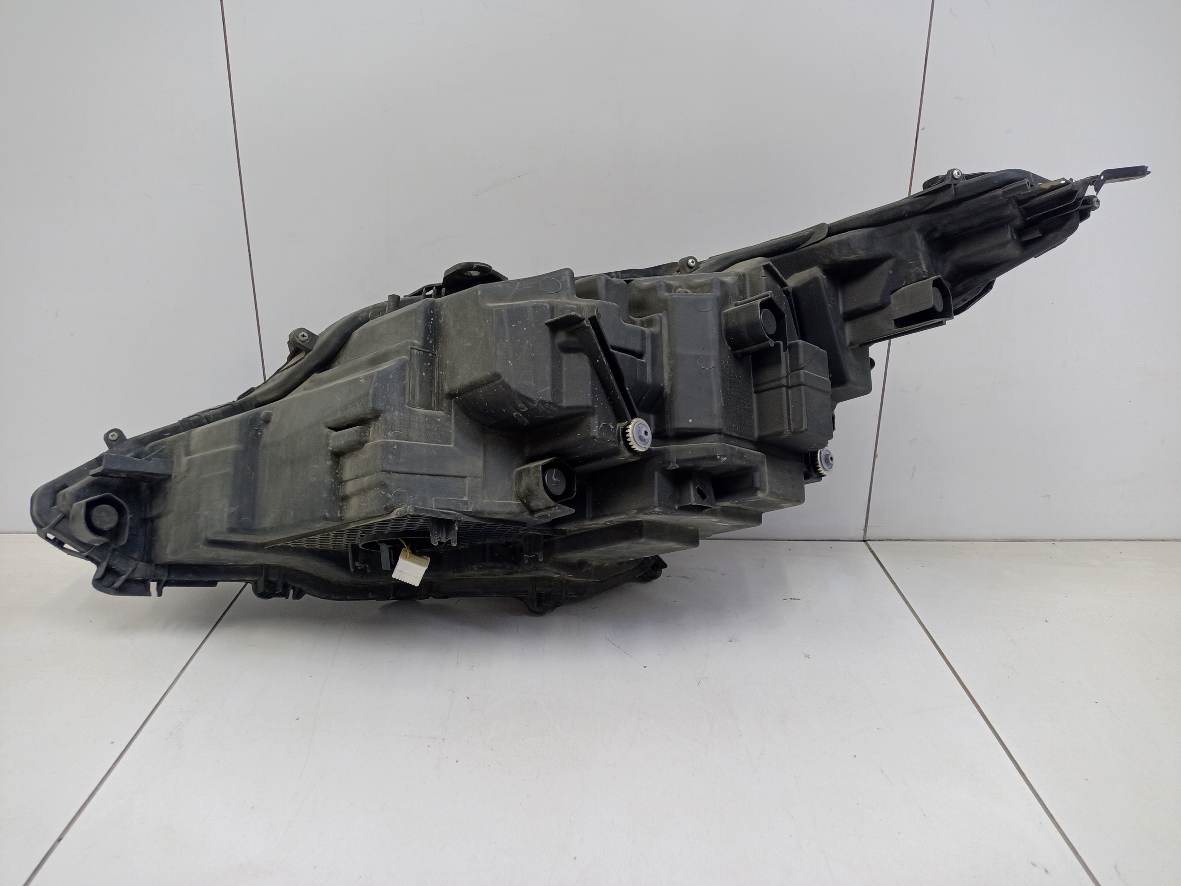 Фара передняя правая Lexus RX 4 Restail LED