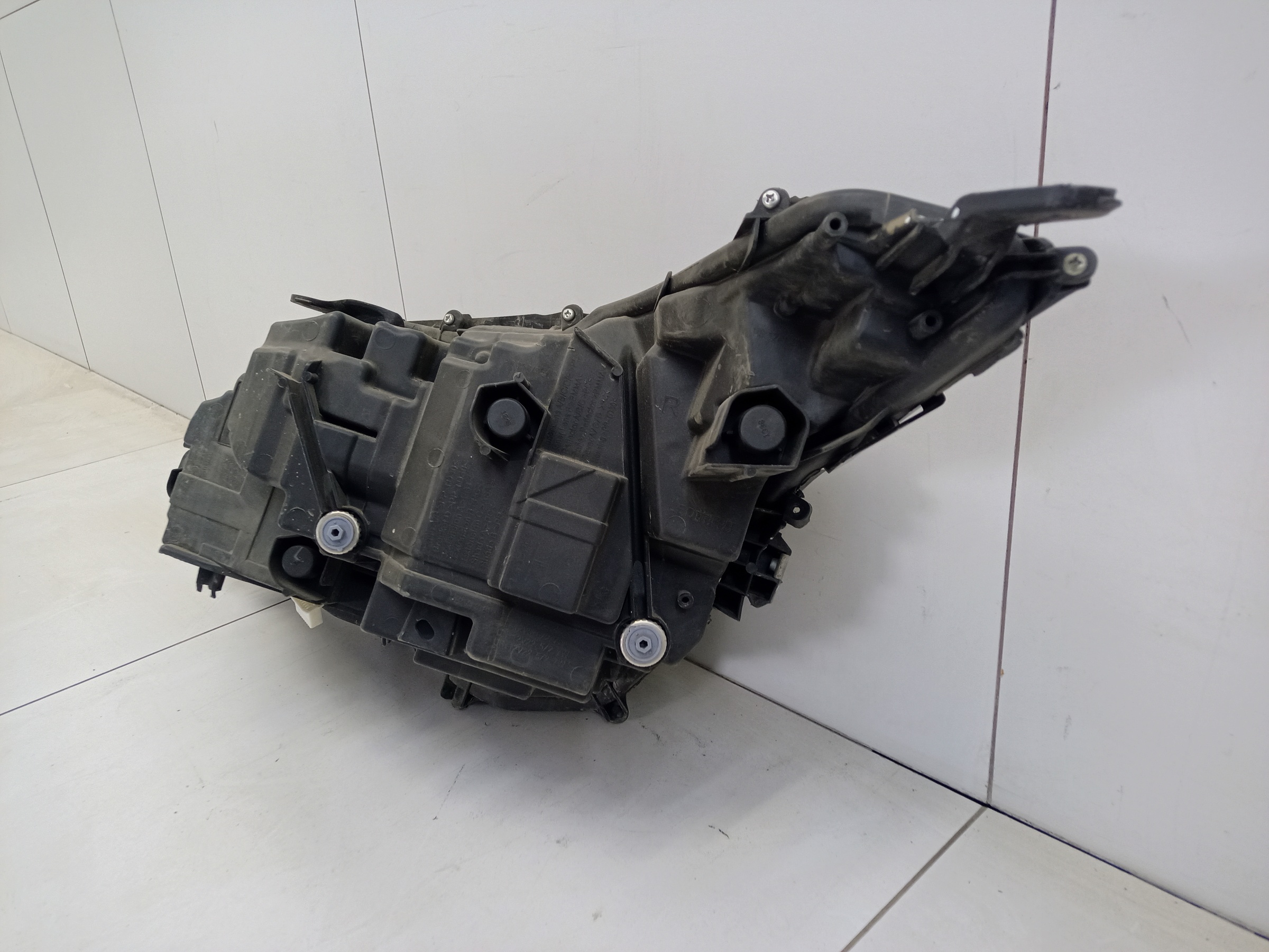 Фара передняя правая Lexus RX 4 Restail LED