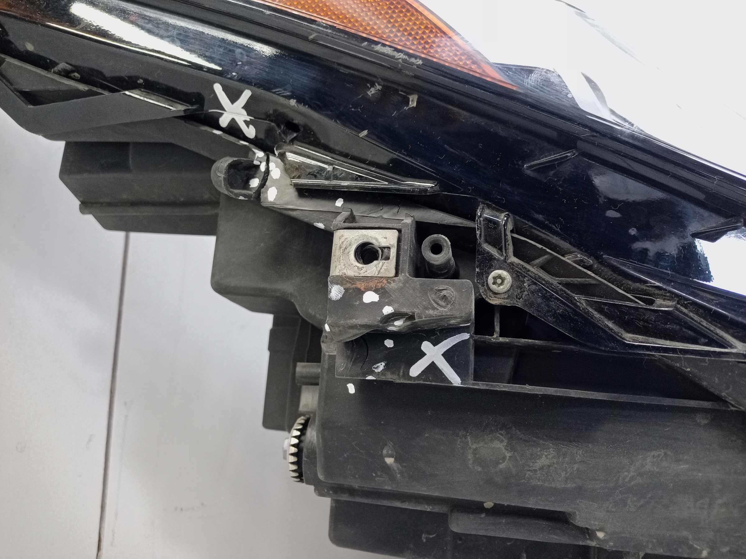 Фара передняя правая Lexus RX 4 Restail LED