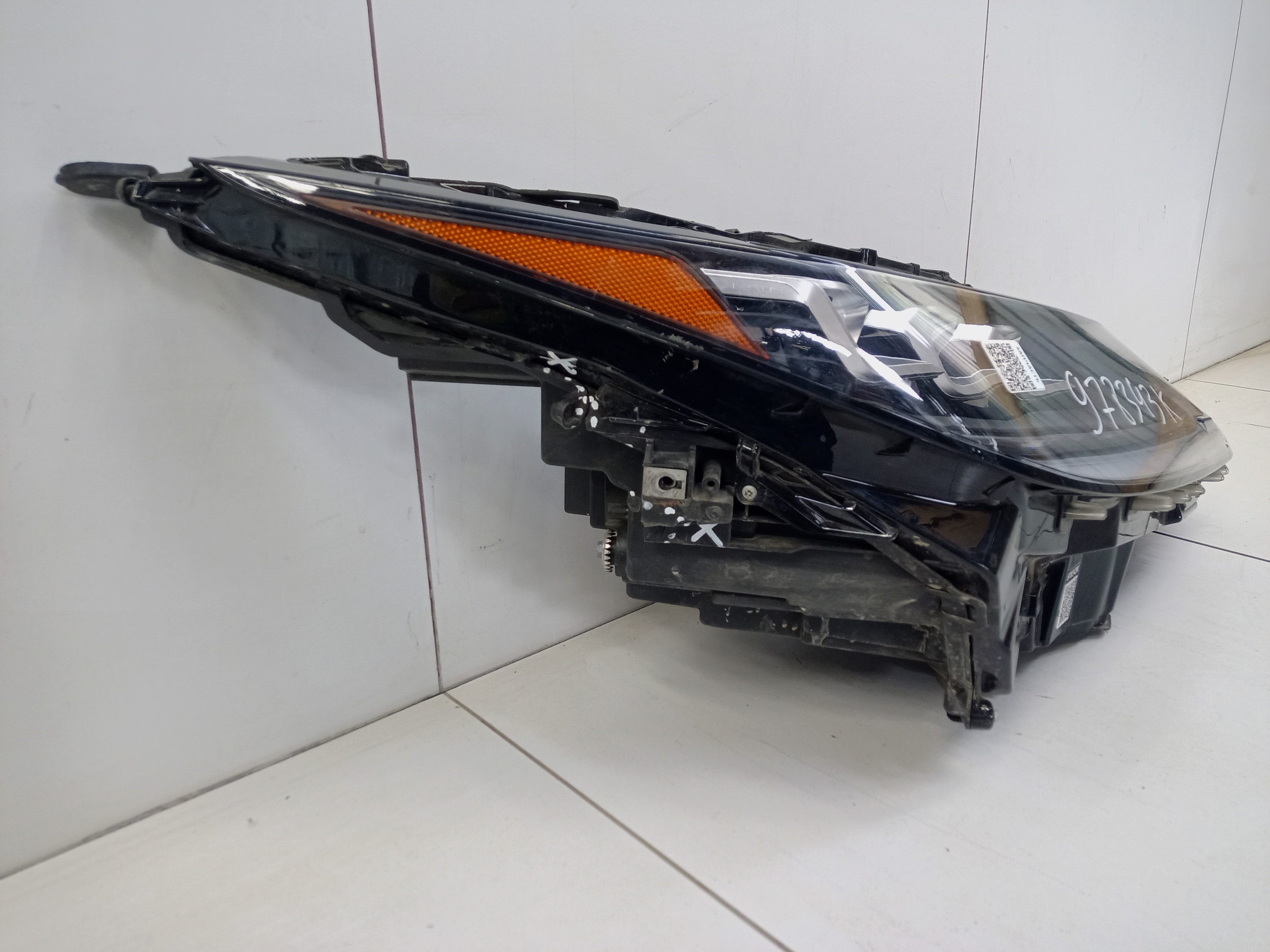 Фара передняя правая Lexus RX 4 Restail LED