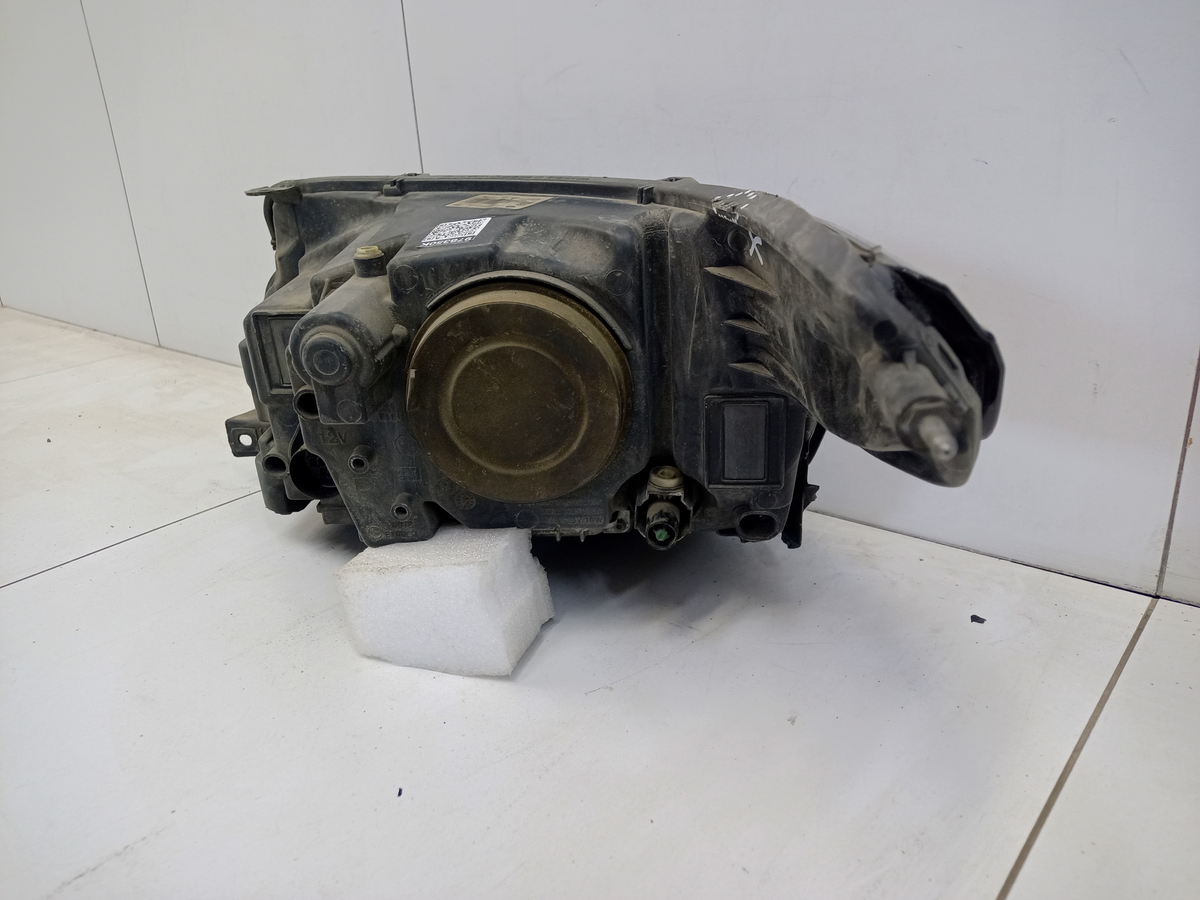 Фара передняя правая Land Rover Range Rover 4 ксенон ДХО