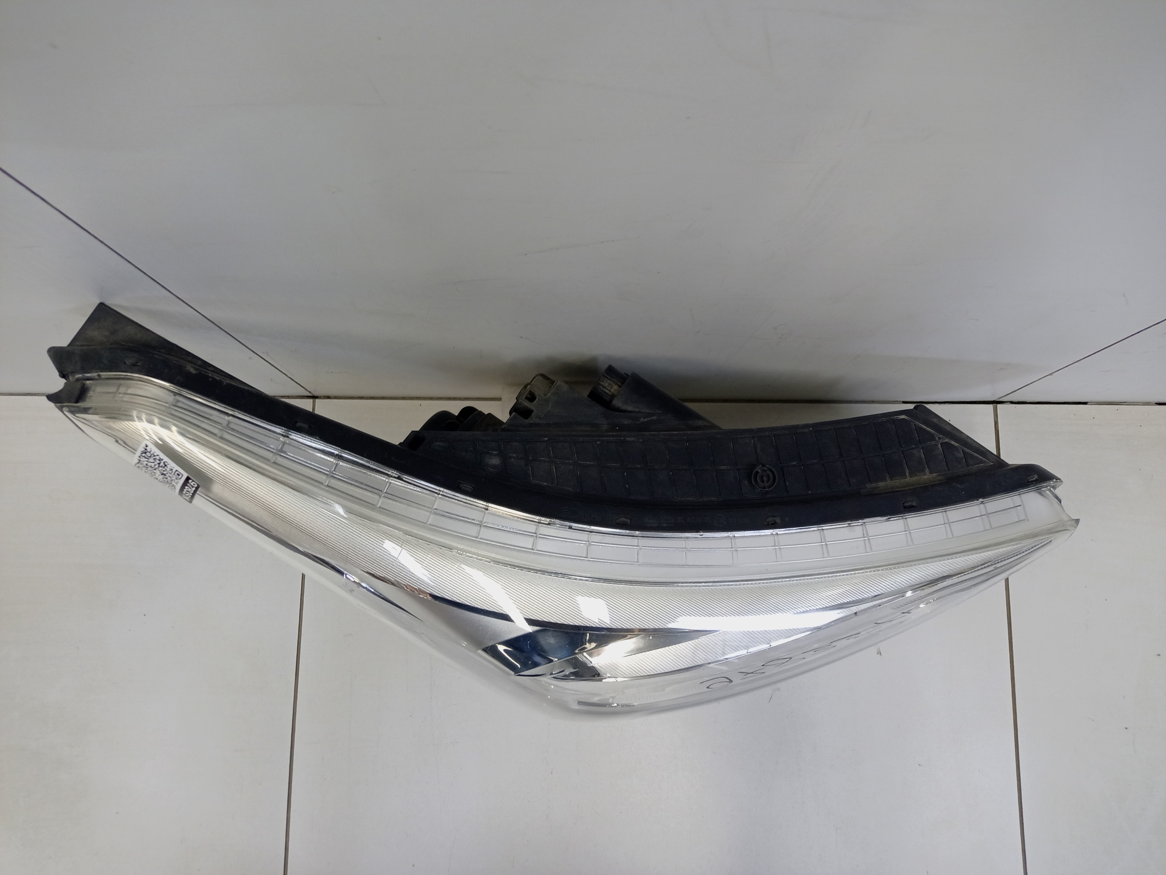 Фара передняя правая Hyundai Creta 1 галоген