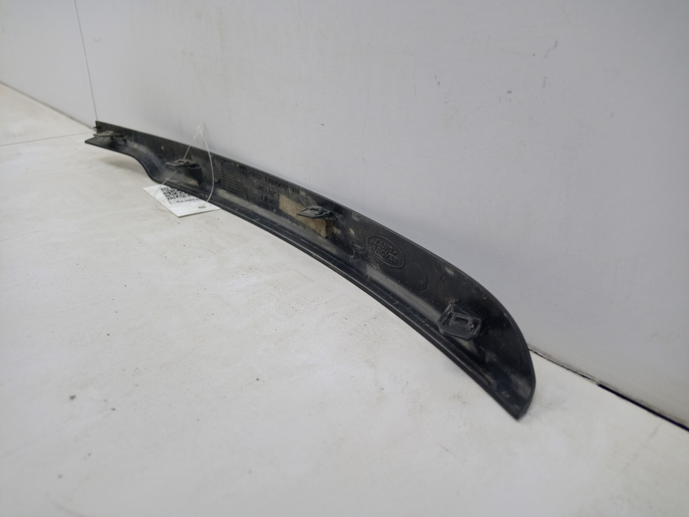 Накладка переднего бампера левая Land Rover Range Rover 4