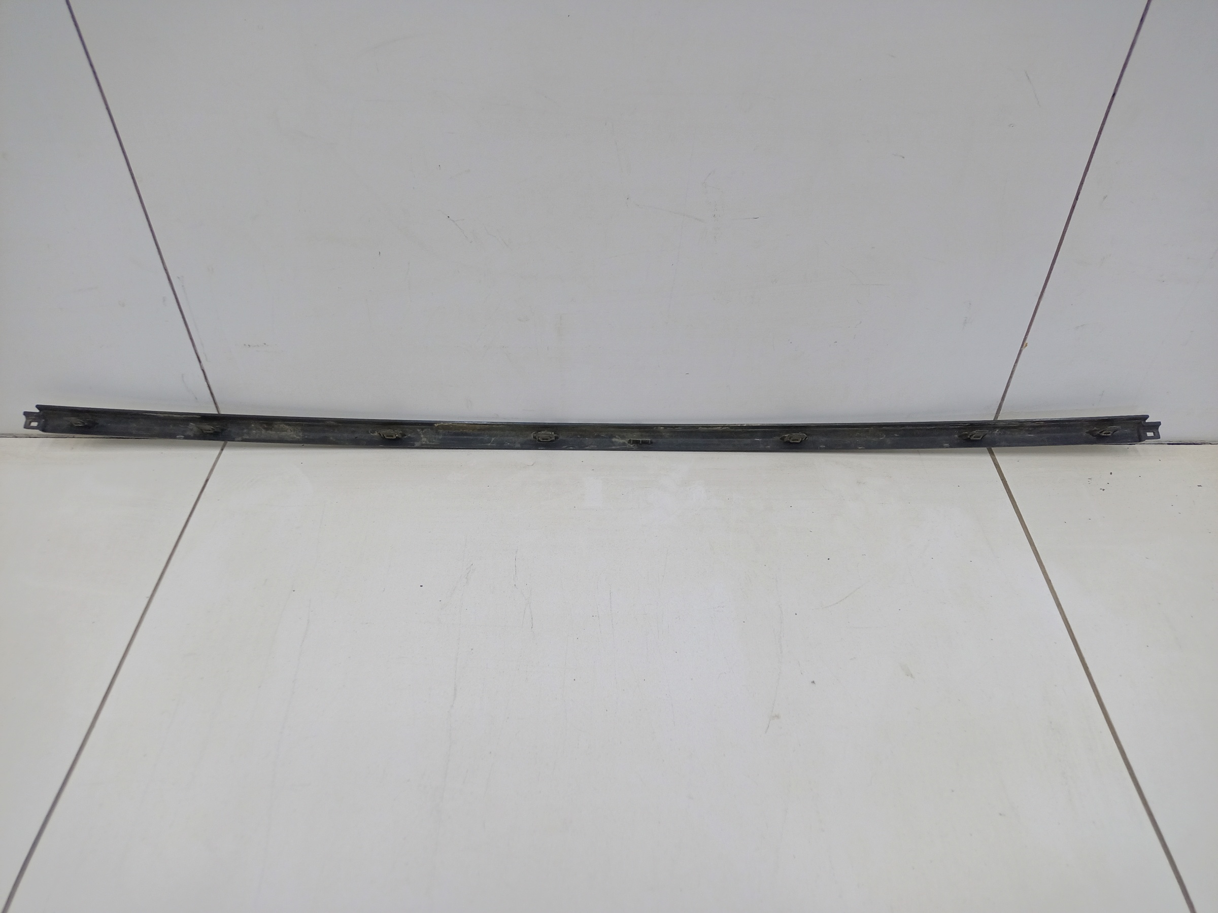 Накладка переднего бампера центральная Land Rover Range Rover 4