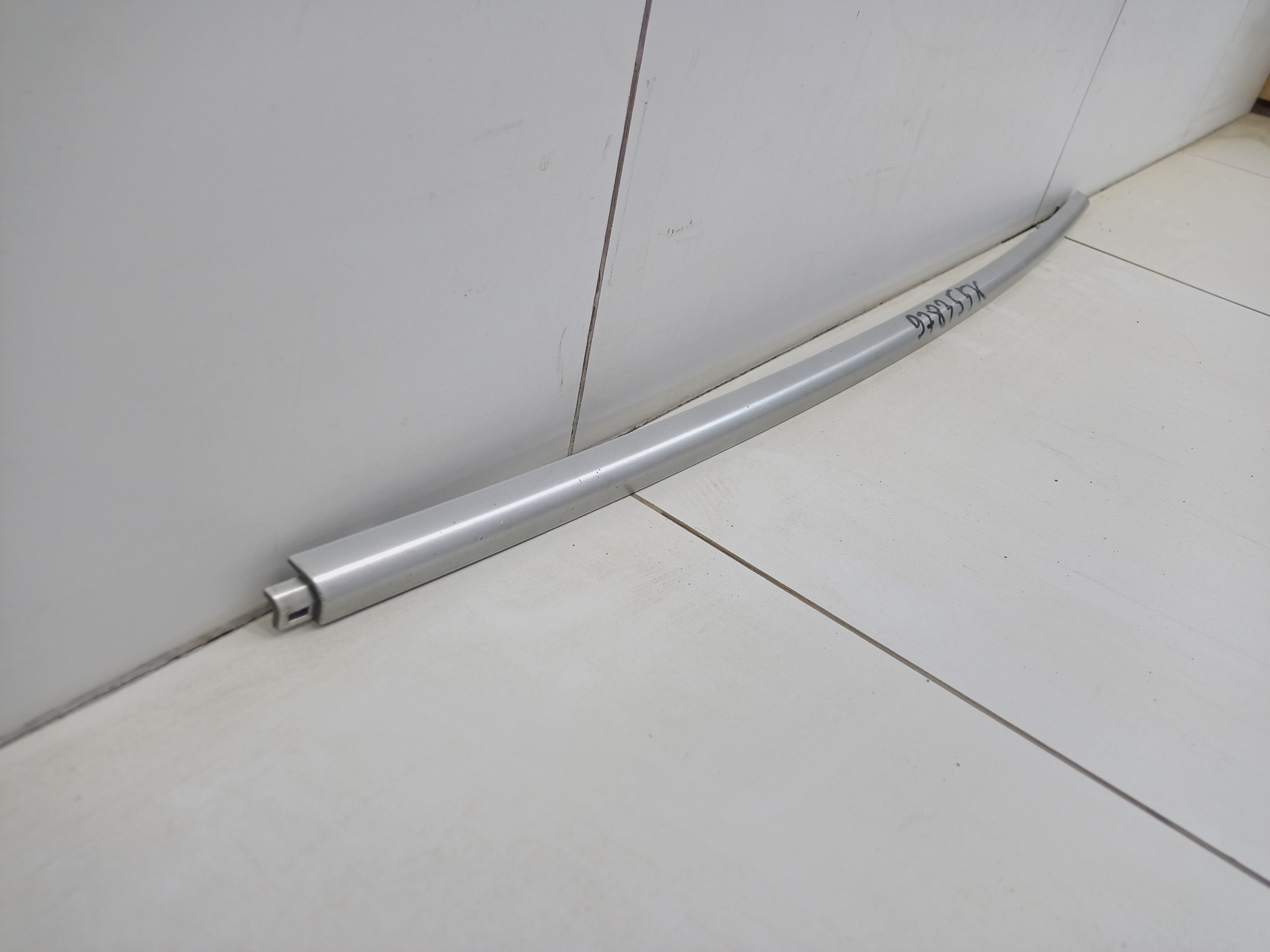 Накладка переднего бампера центральная Land Rover Range Rover 4