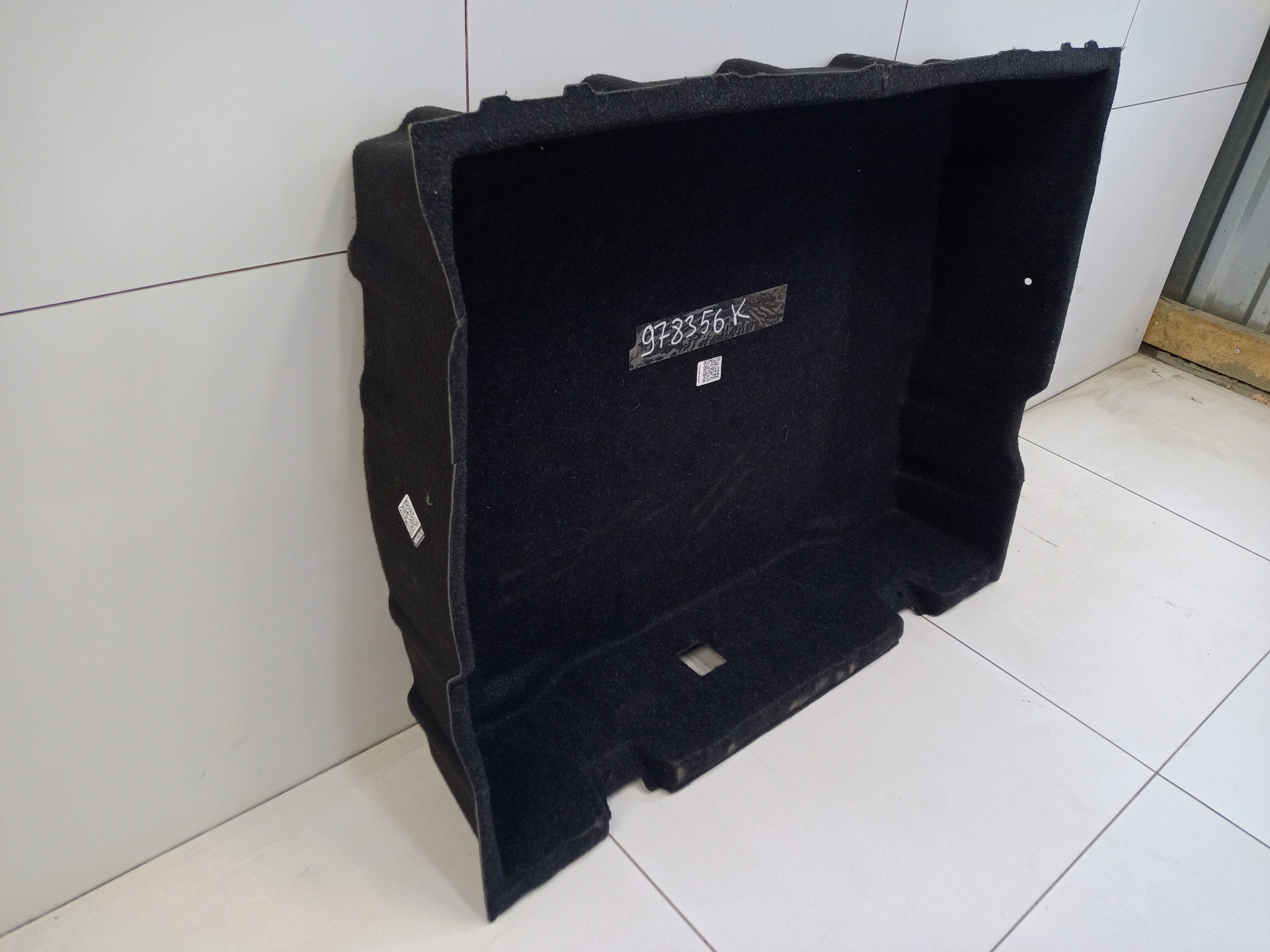 Ящик инструментальный багажника BMW X1 F48