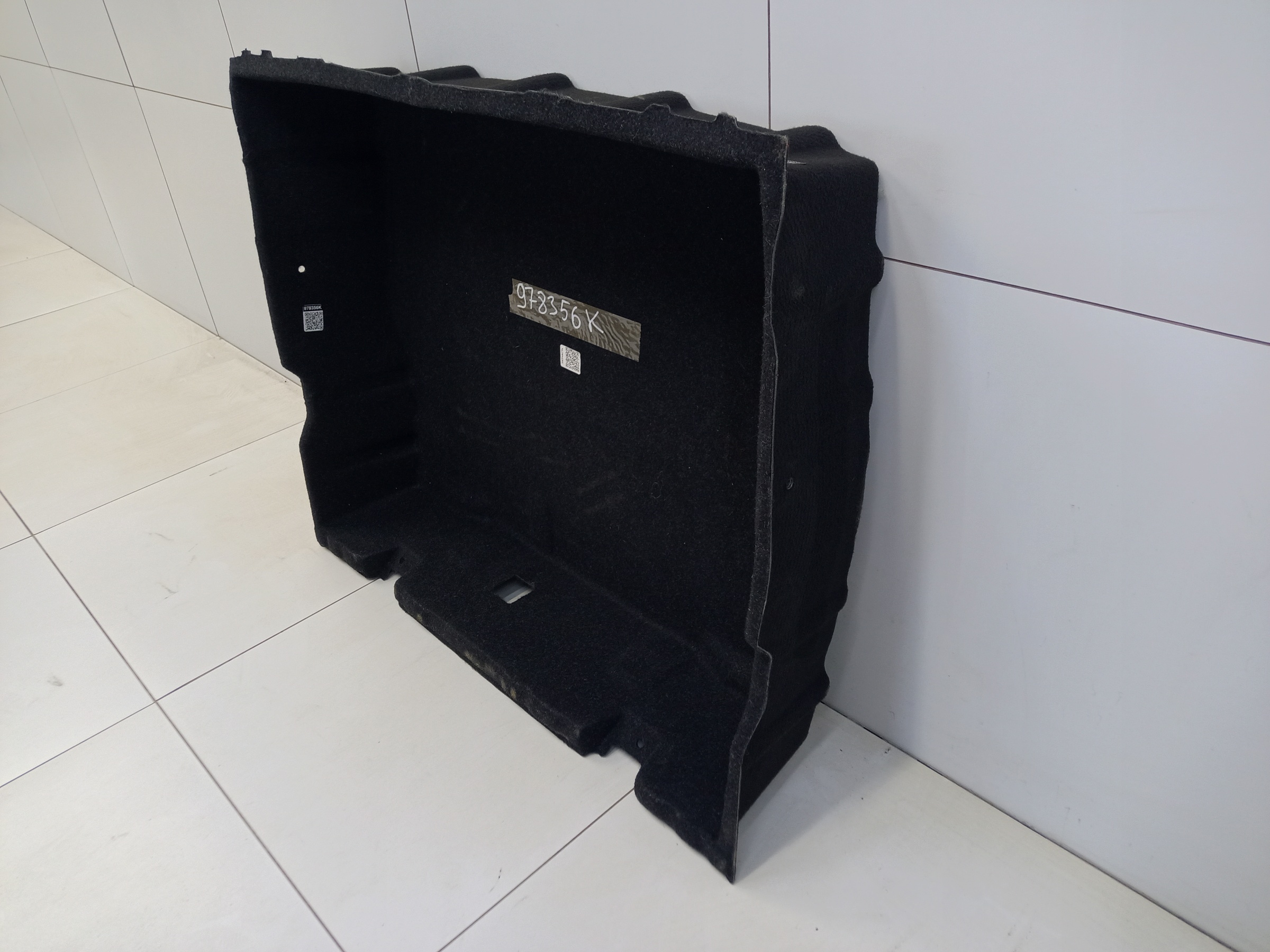 Ящик инструментальный багажника BMW X1 F48