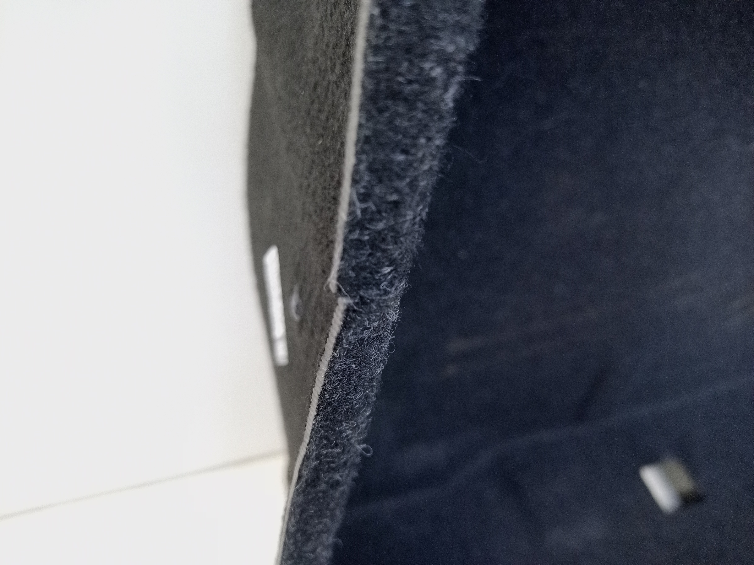 Ящик инструментальный багажника BMW X1 F48