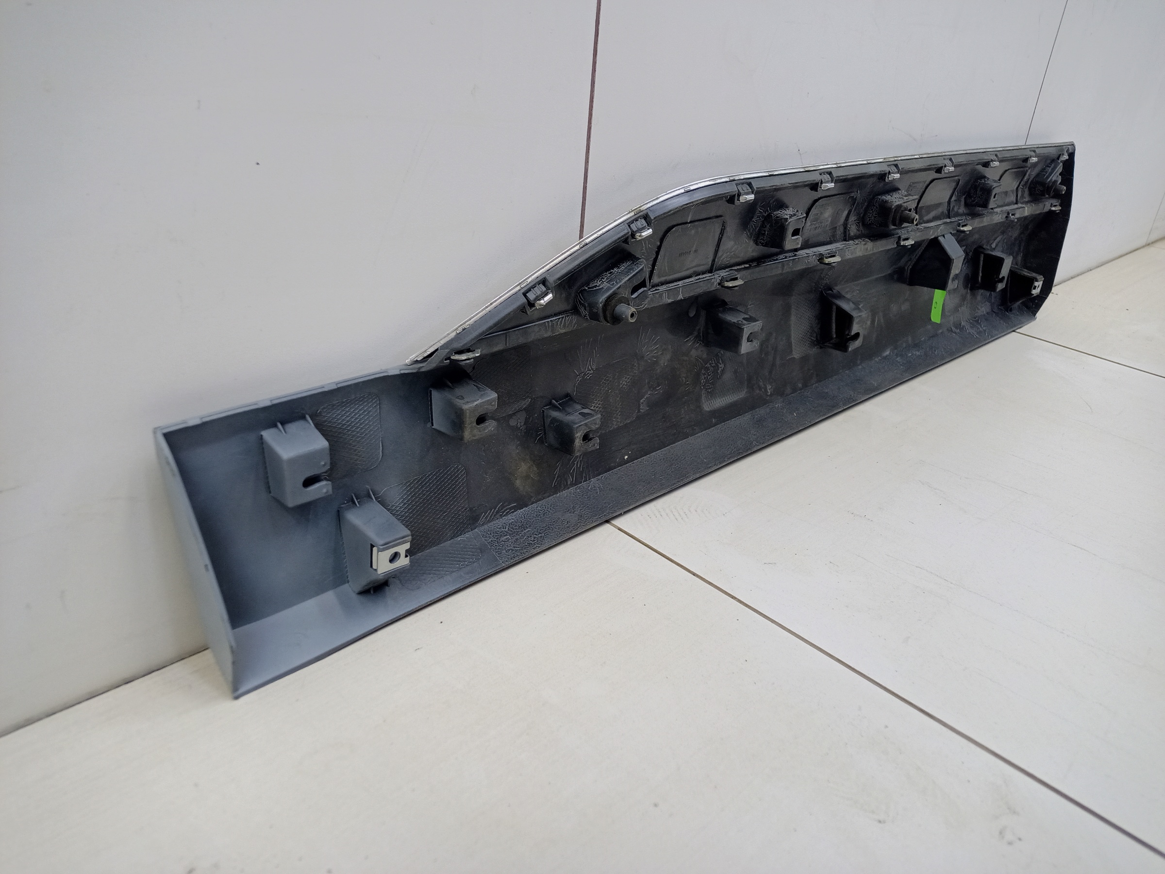 Накладка двери задней левой Exeed VX