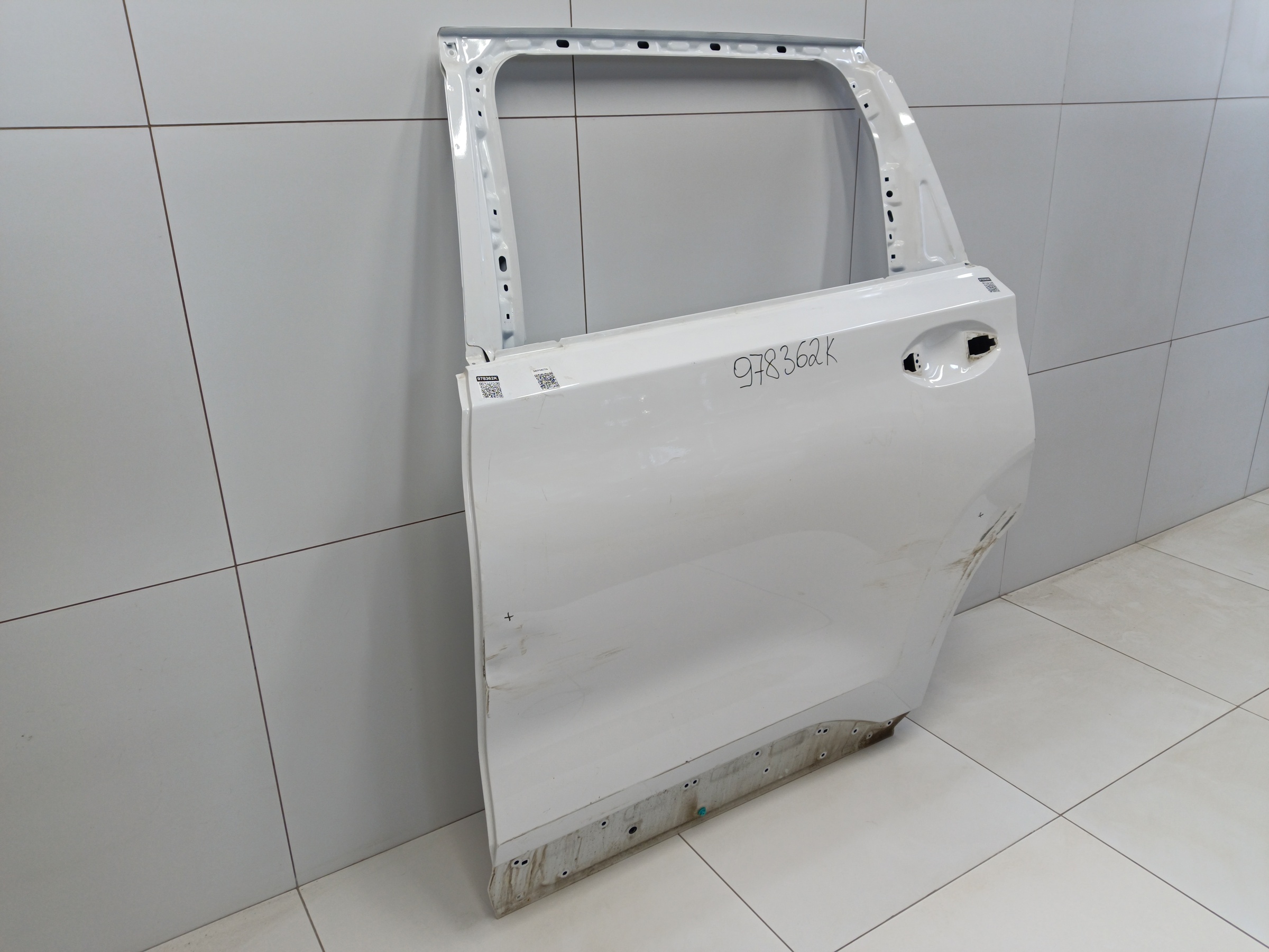 Дверь задняя левая Exeed VX