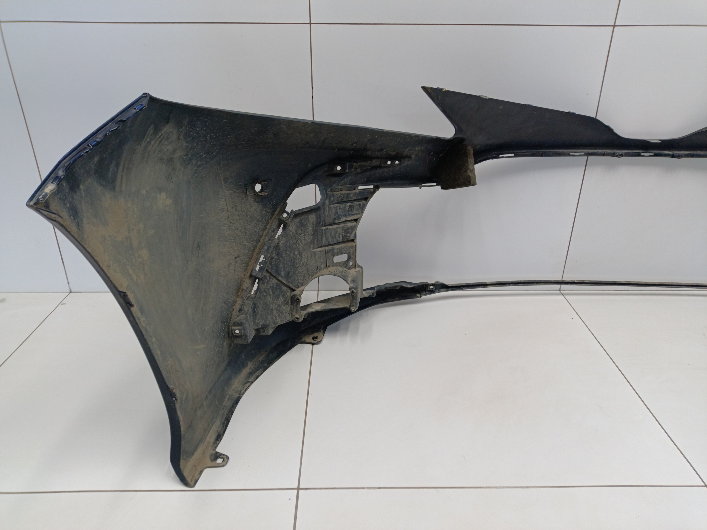 Бампер передний Toyota Camry V70 Restail для Китайского рынка