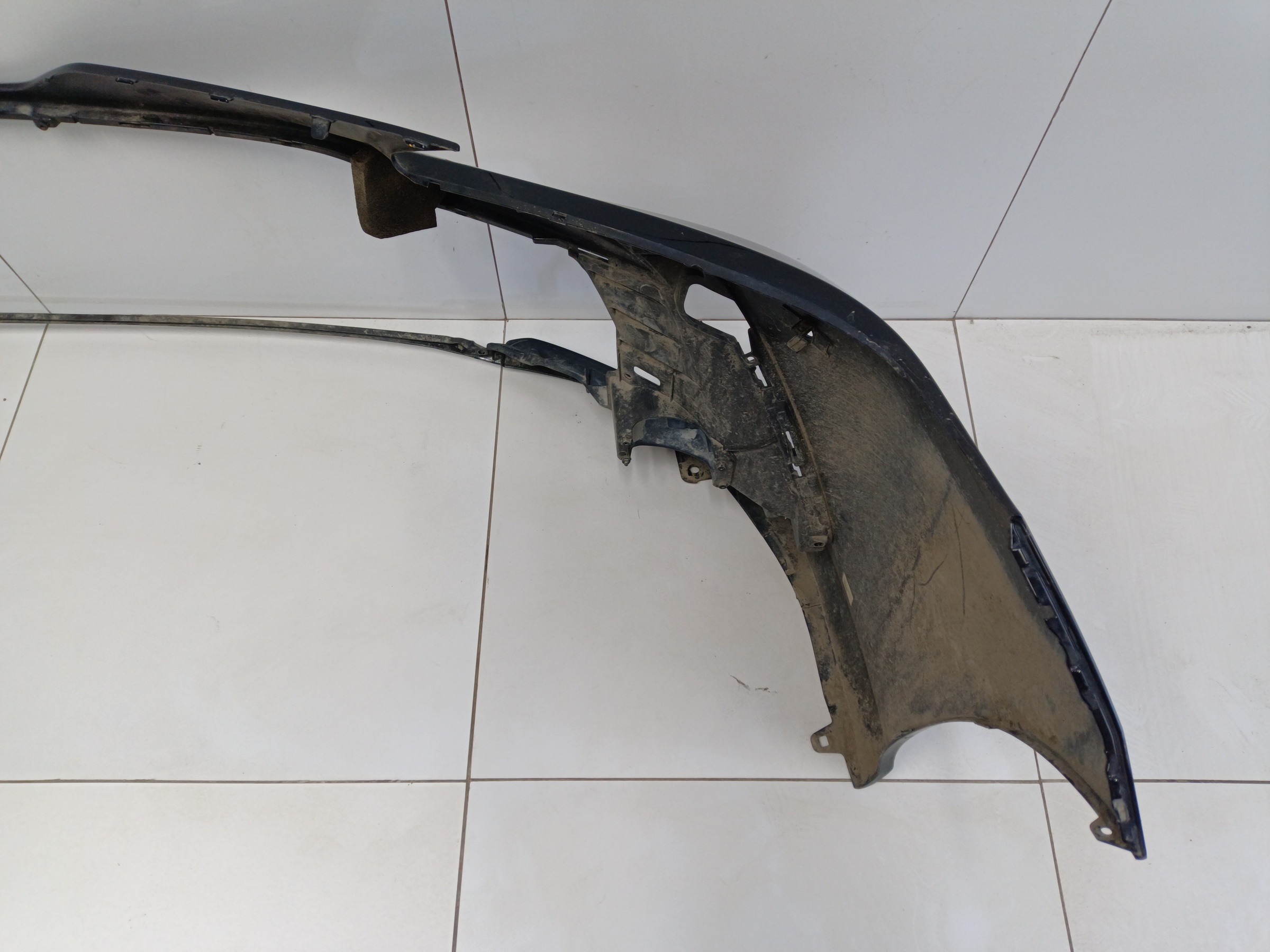 Бампер передний Toyota Camry V70 Restail для Китайского рынка