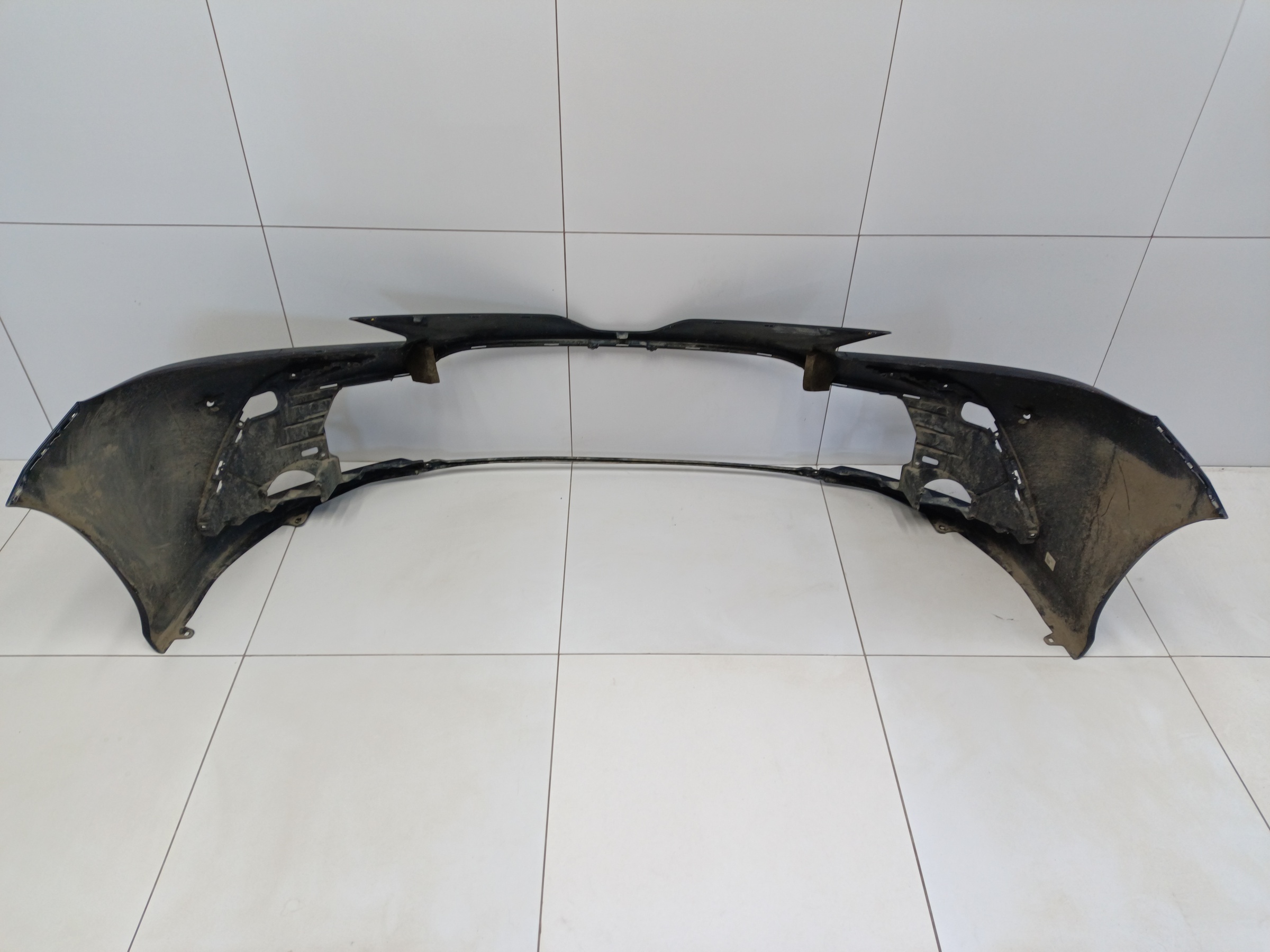 Бампер передний Toyota Camry V70 Restail для Китайского рынка