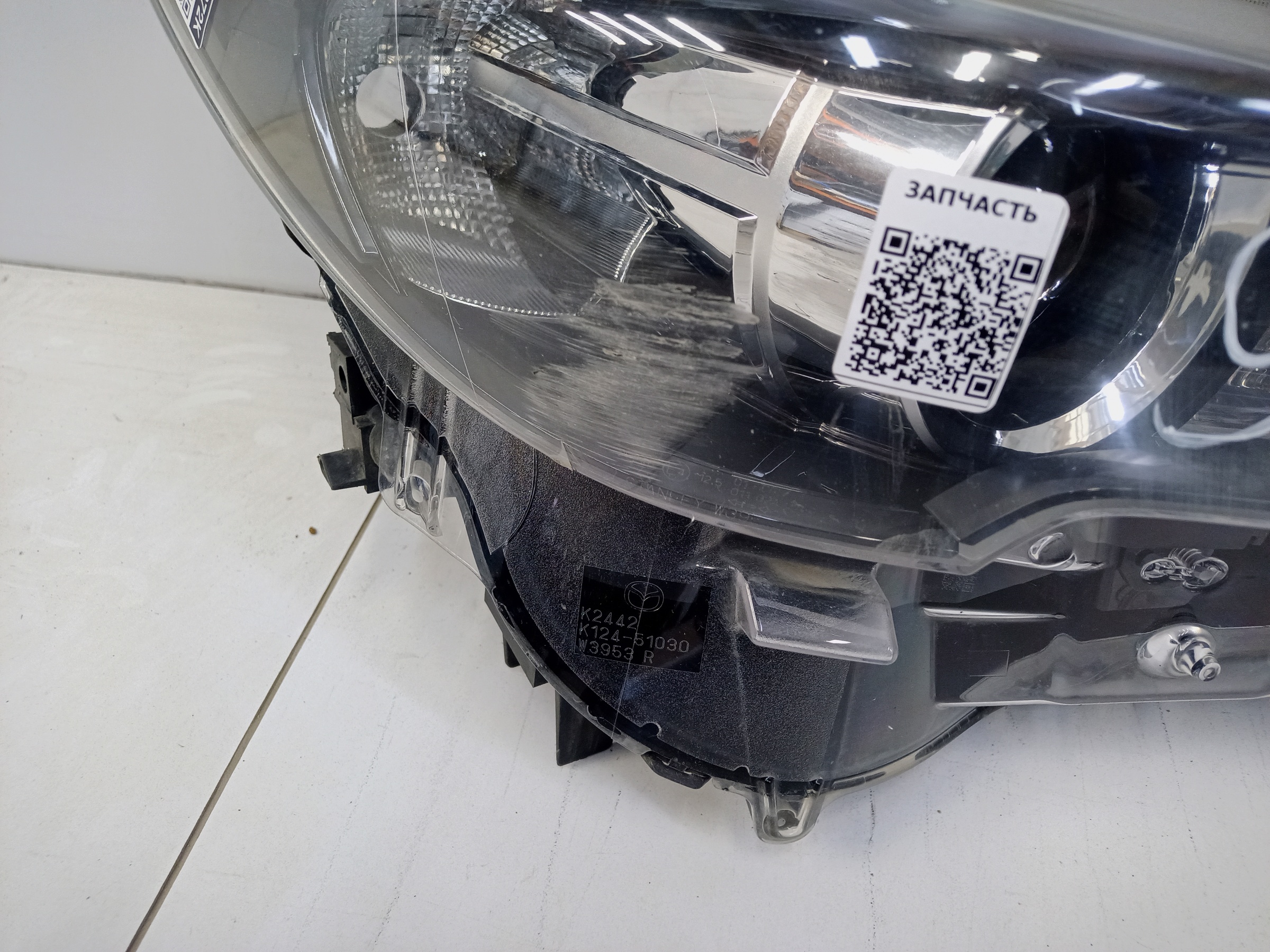 Фара передняя правая Mazda CX-5 2 LED