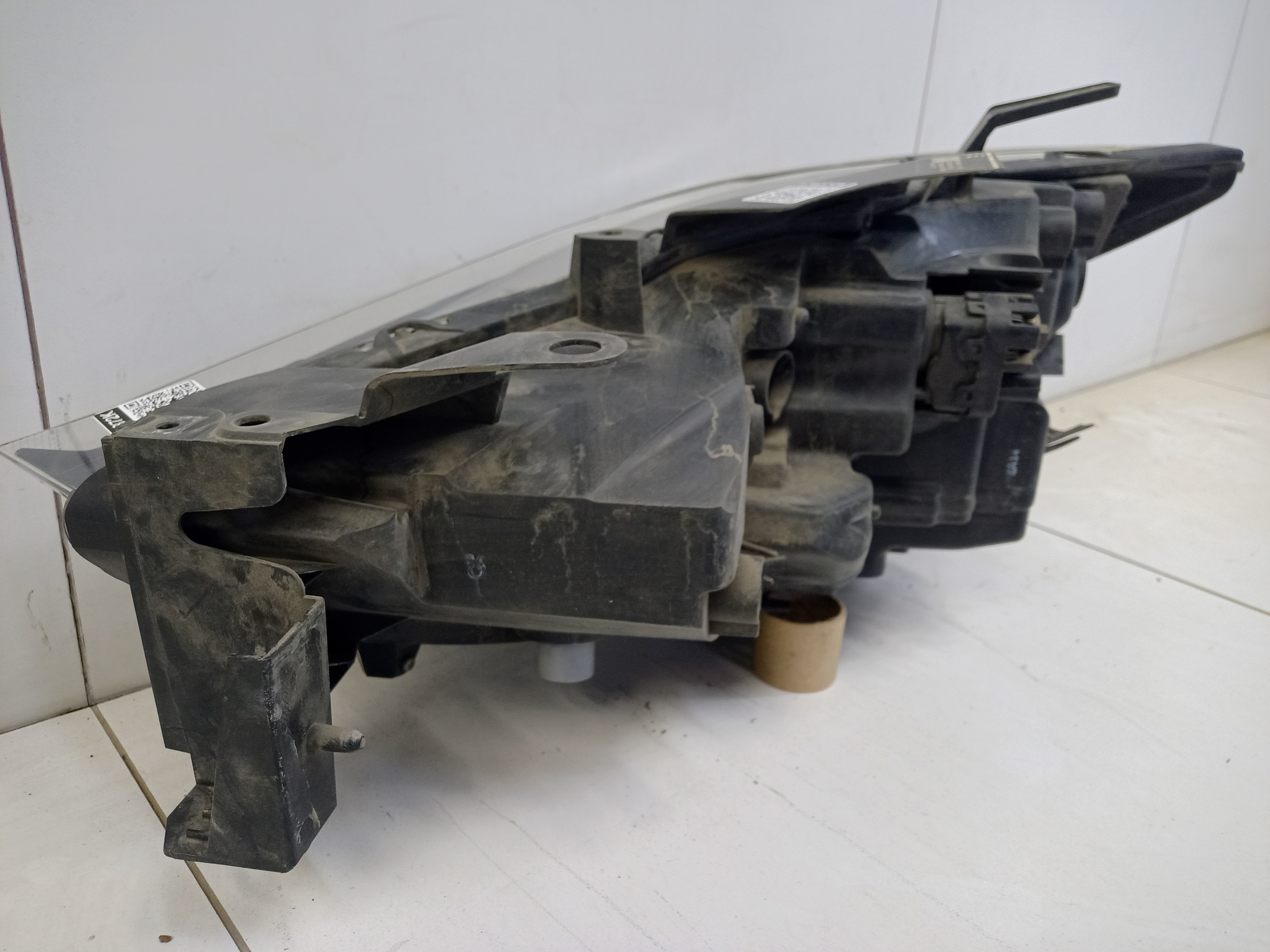 Фара передняя правая Mazda CX-5 2 LED