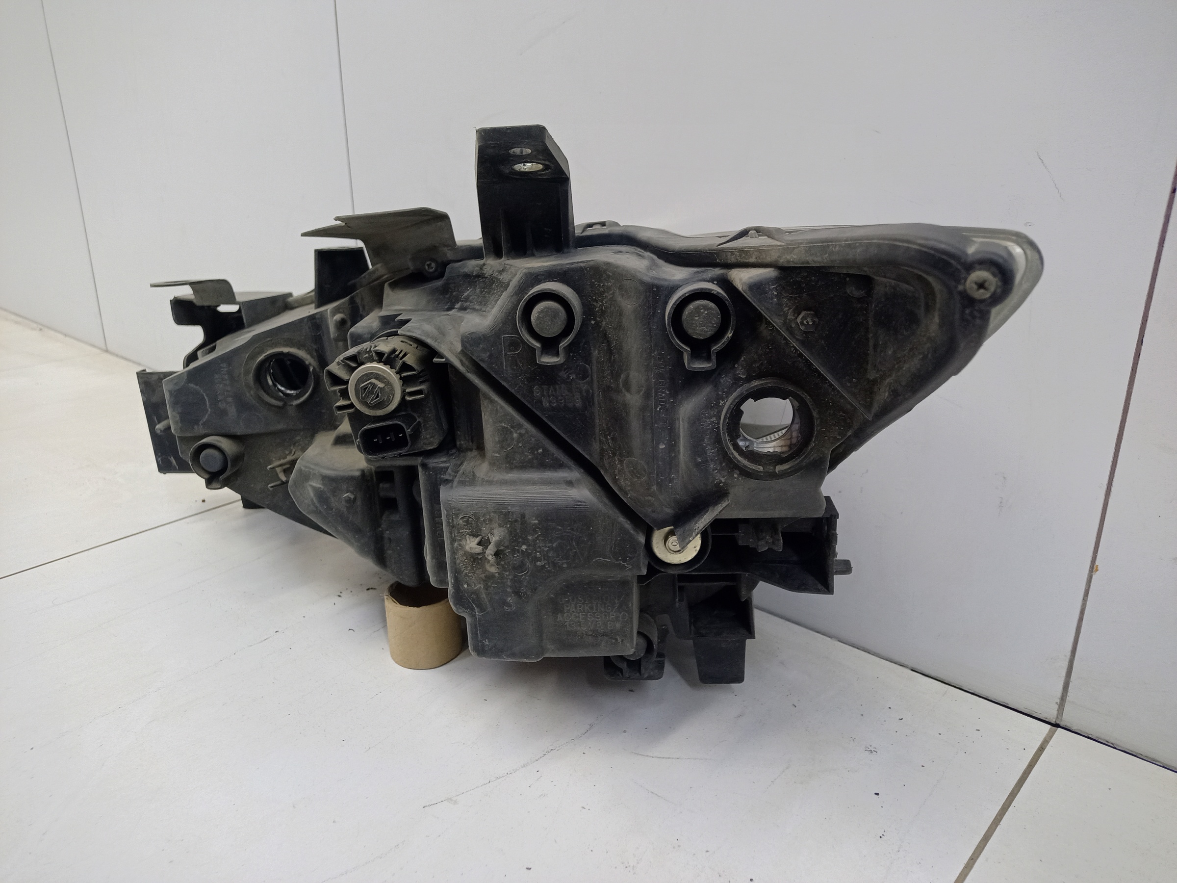 Фара передняя правая Mazda CX-5 2 LED