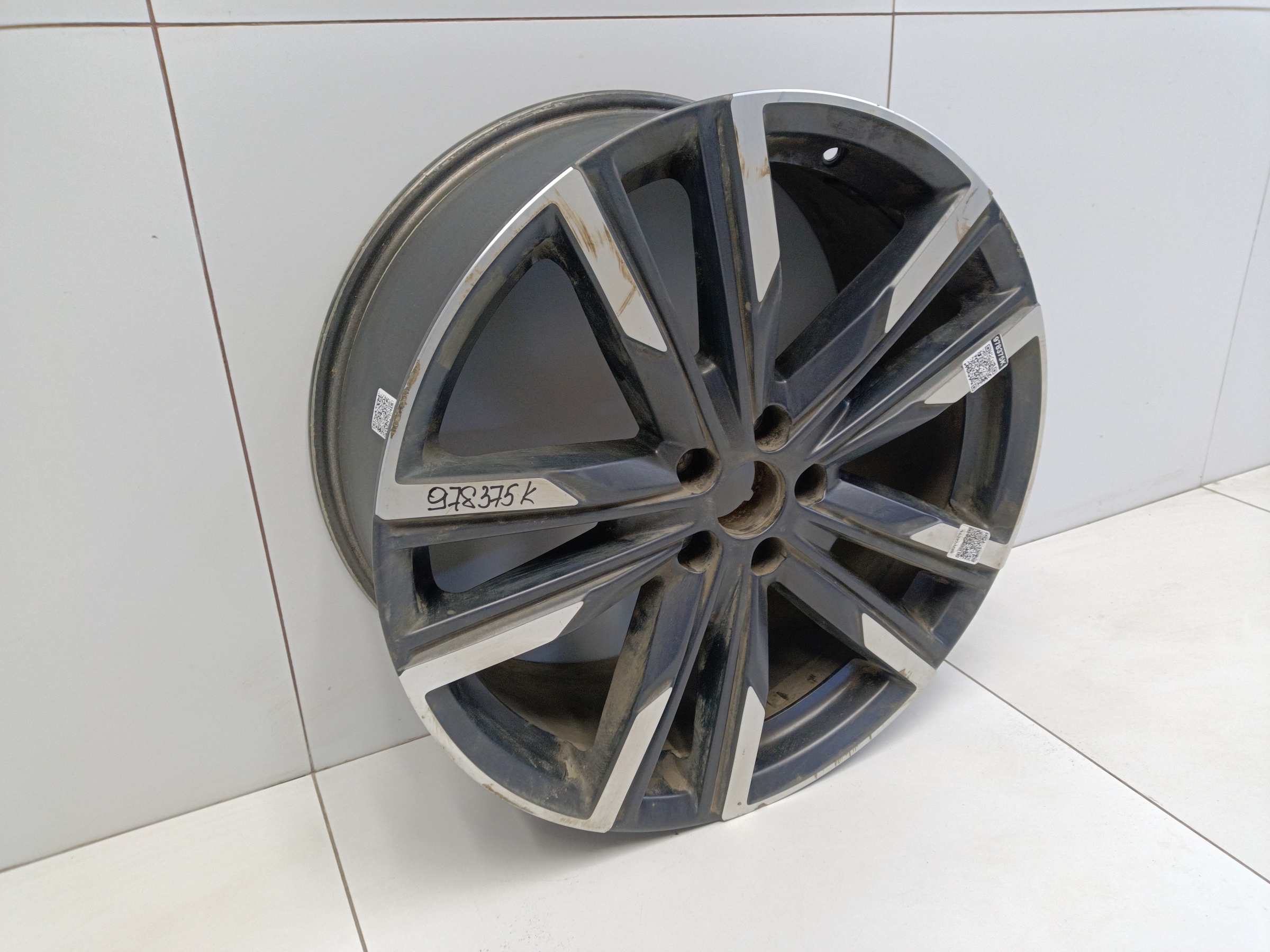 Диск колеса литой Geely Monjaro R20