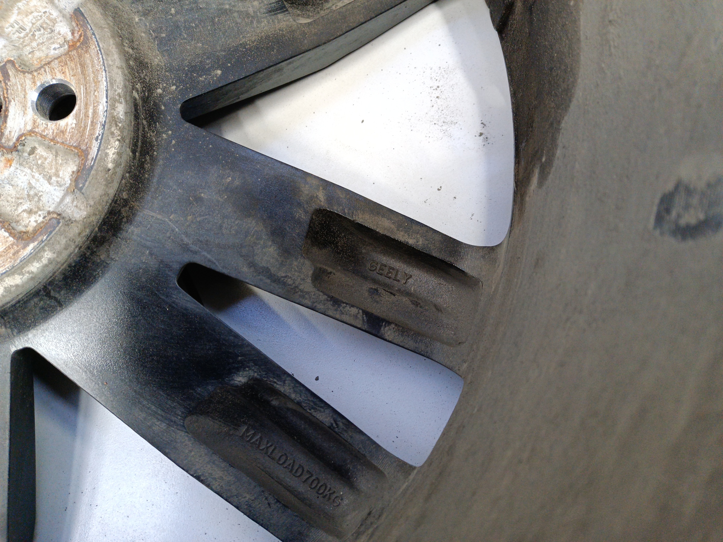 Диск колеса литой Geely Monjaro R20