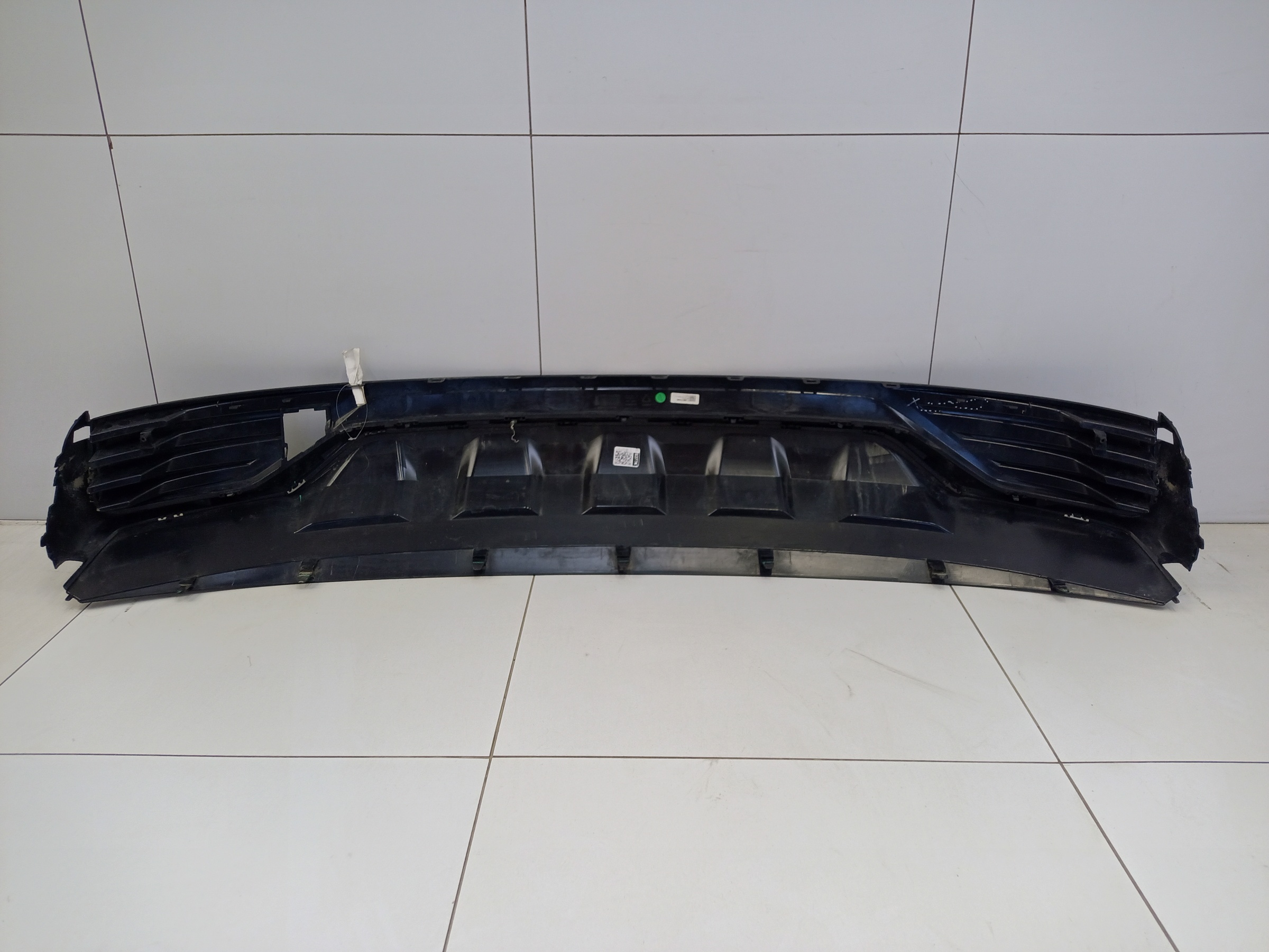 Юбка заднего бампера Geely Monjaro