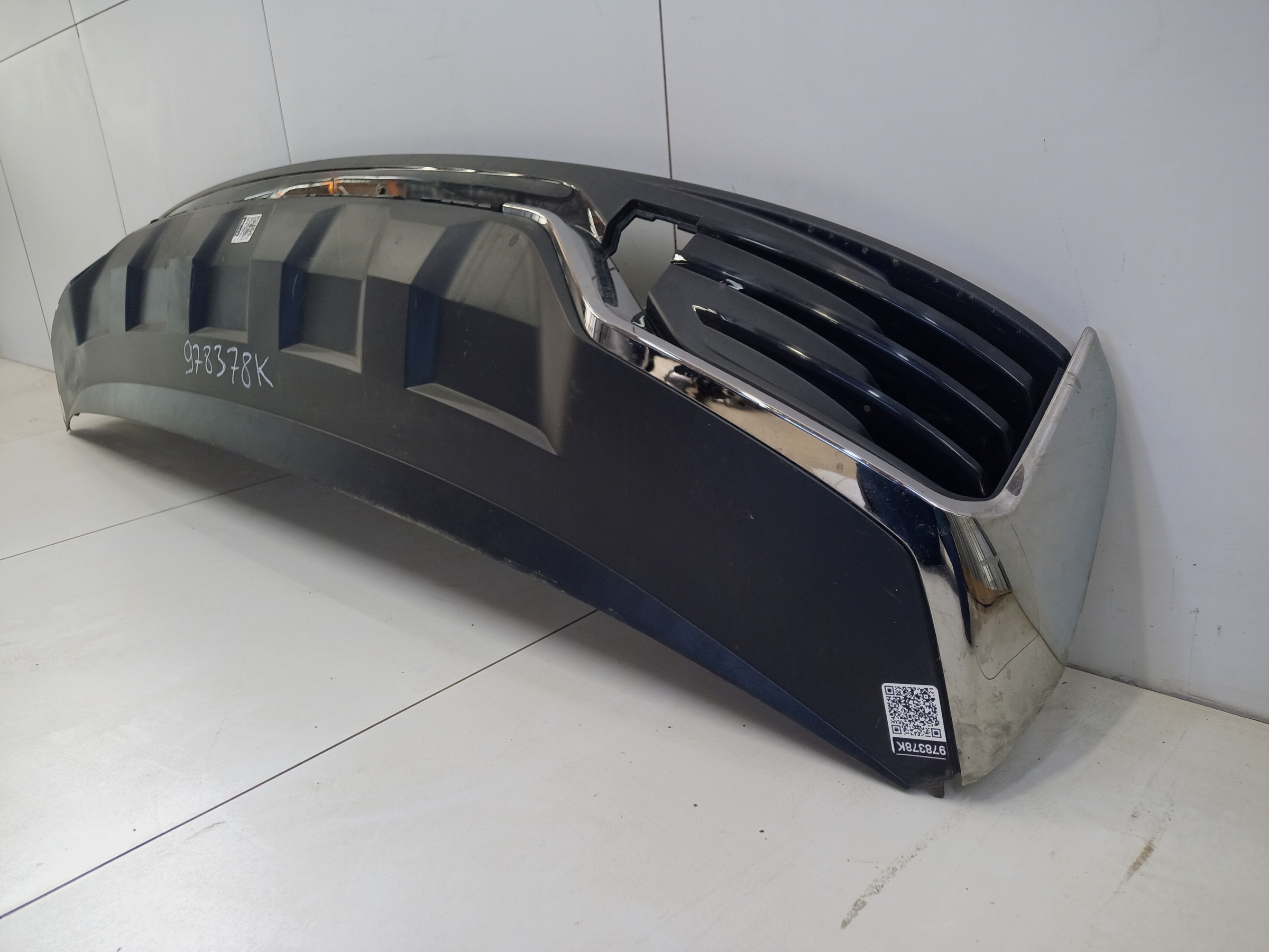 Юбка заднего бампера Geely Monjaro