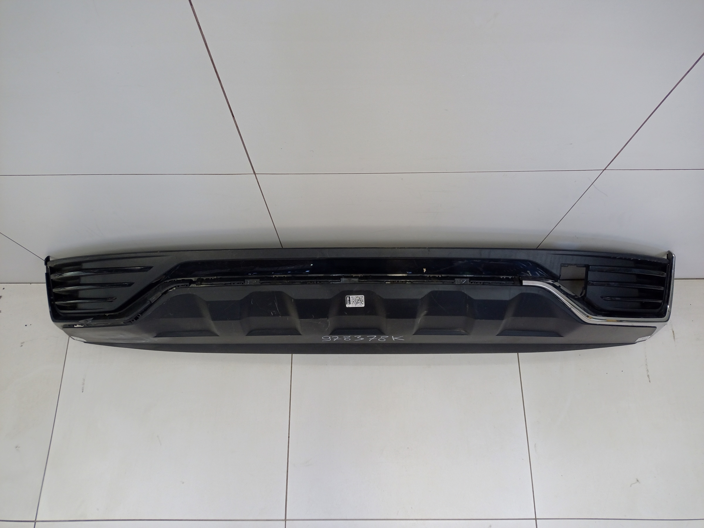 Юбка заднего бампера Geely Monjaro